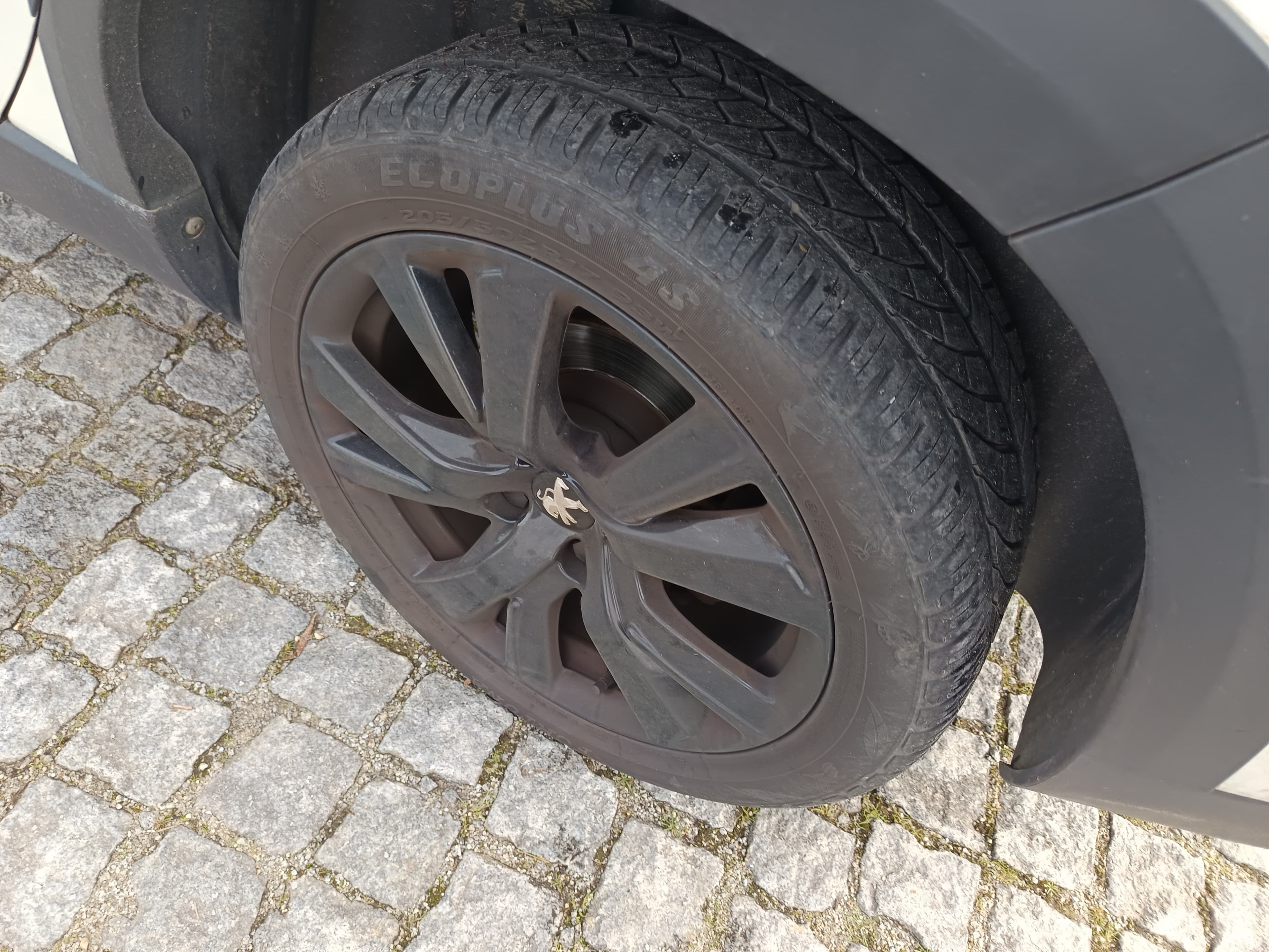 Peugeot 2008 · Ano 2017 — imagen 12