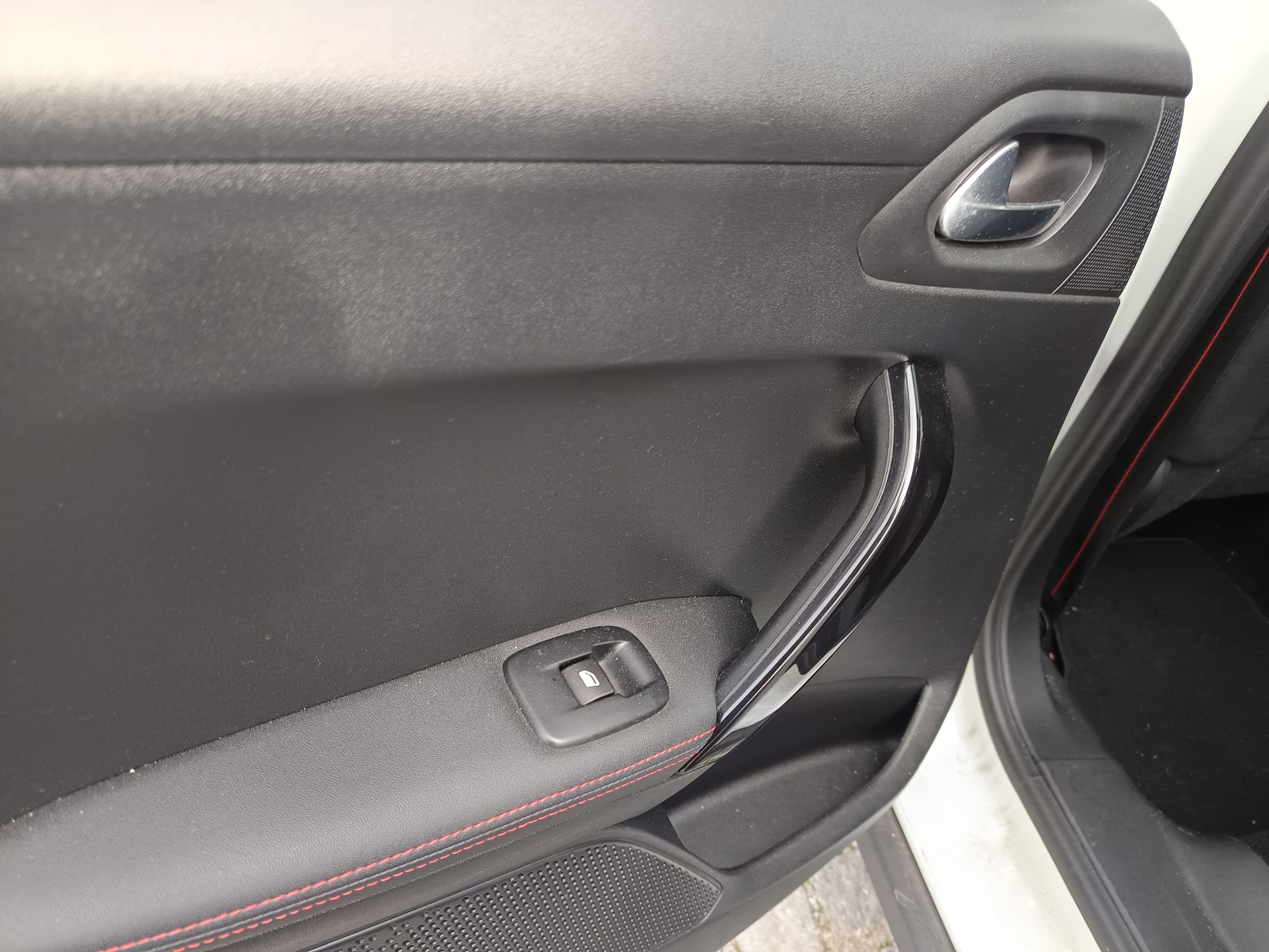 Peugeot 2008 · Ano 2017 — imagen 33