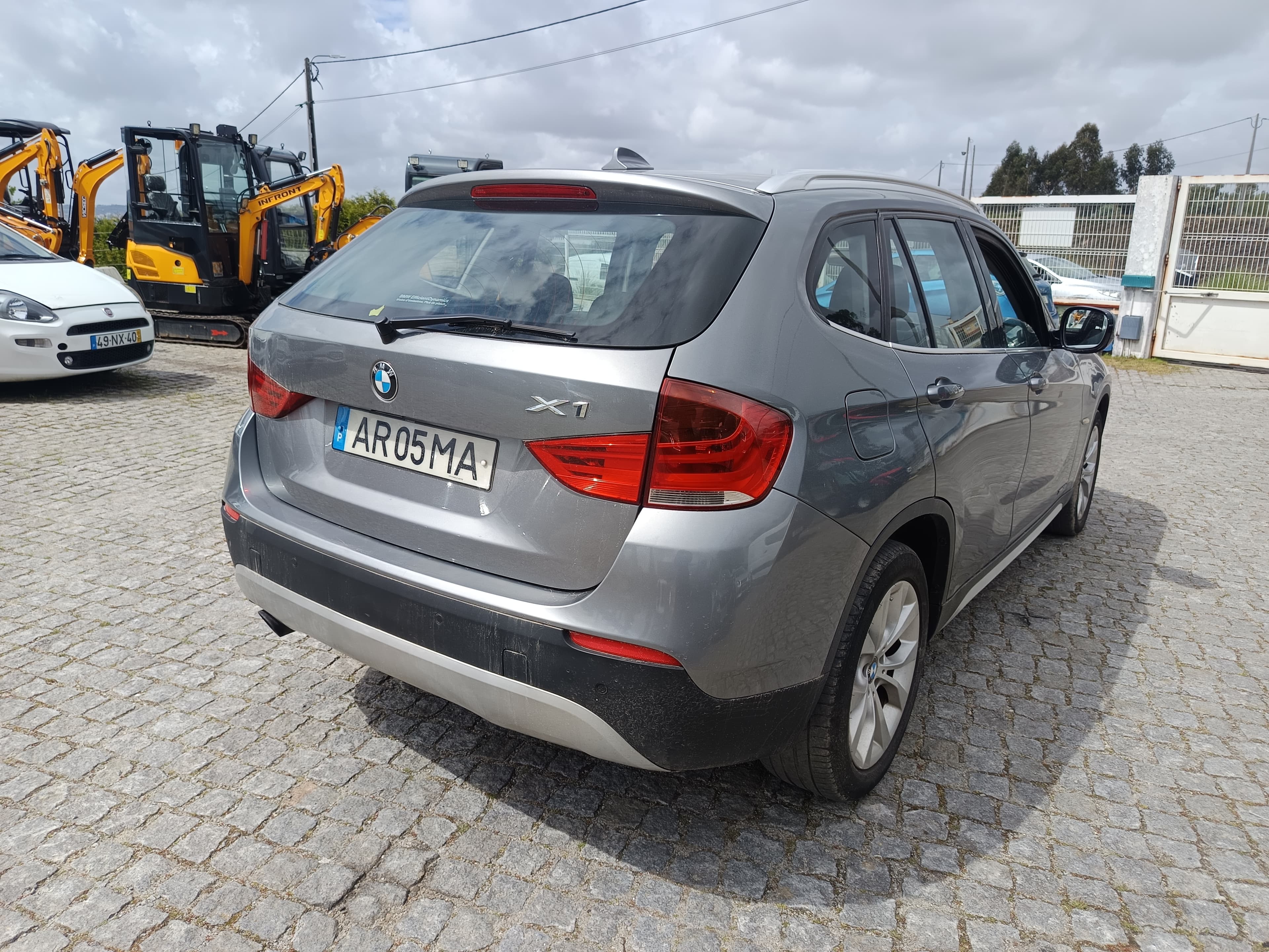 BMW X1 · Ano 2011 — imagem 4