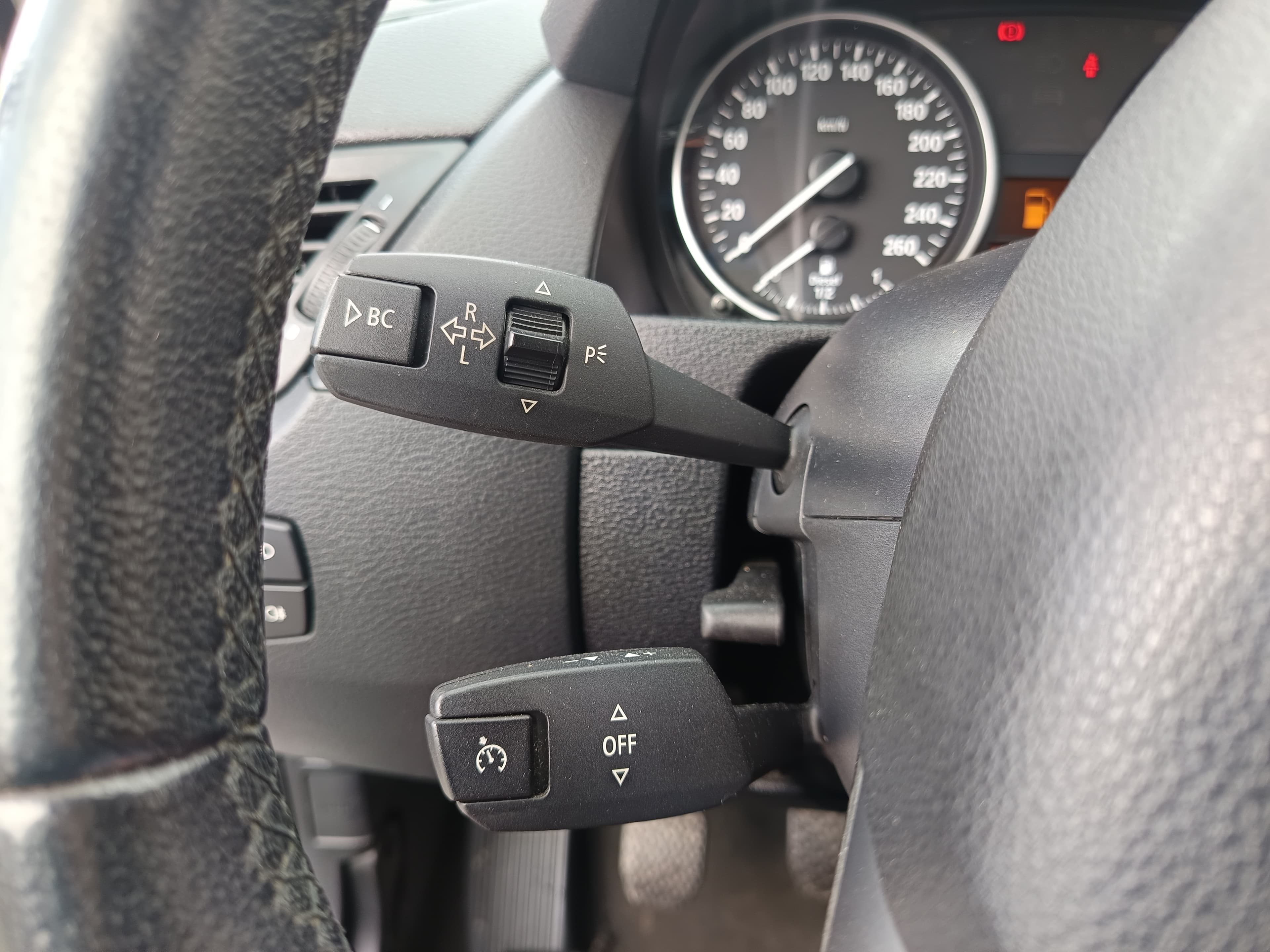 BMW X1 · Ano 2011 — imagem 27