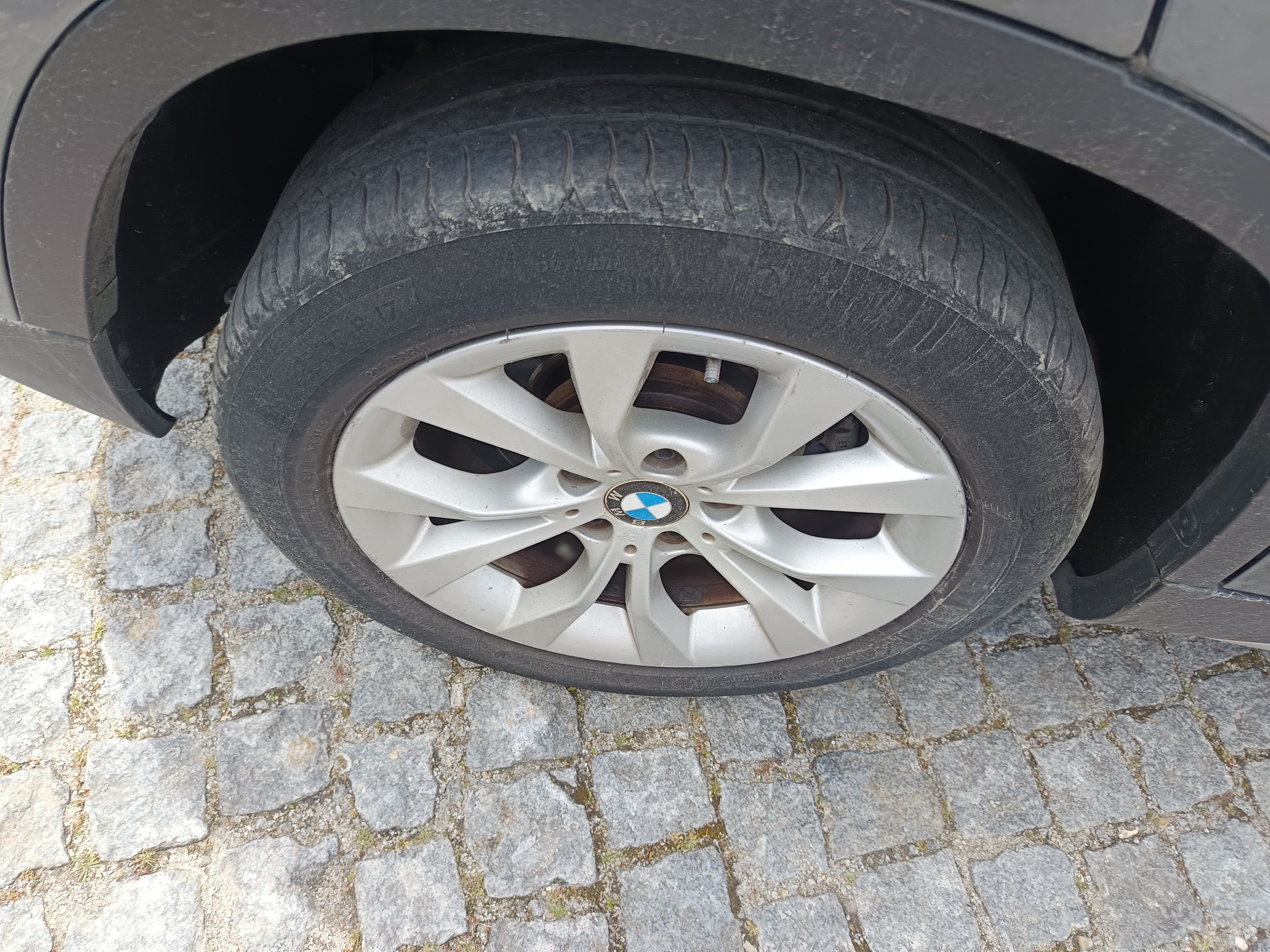 BMW X1 · Ano 2011 — imagem 14