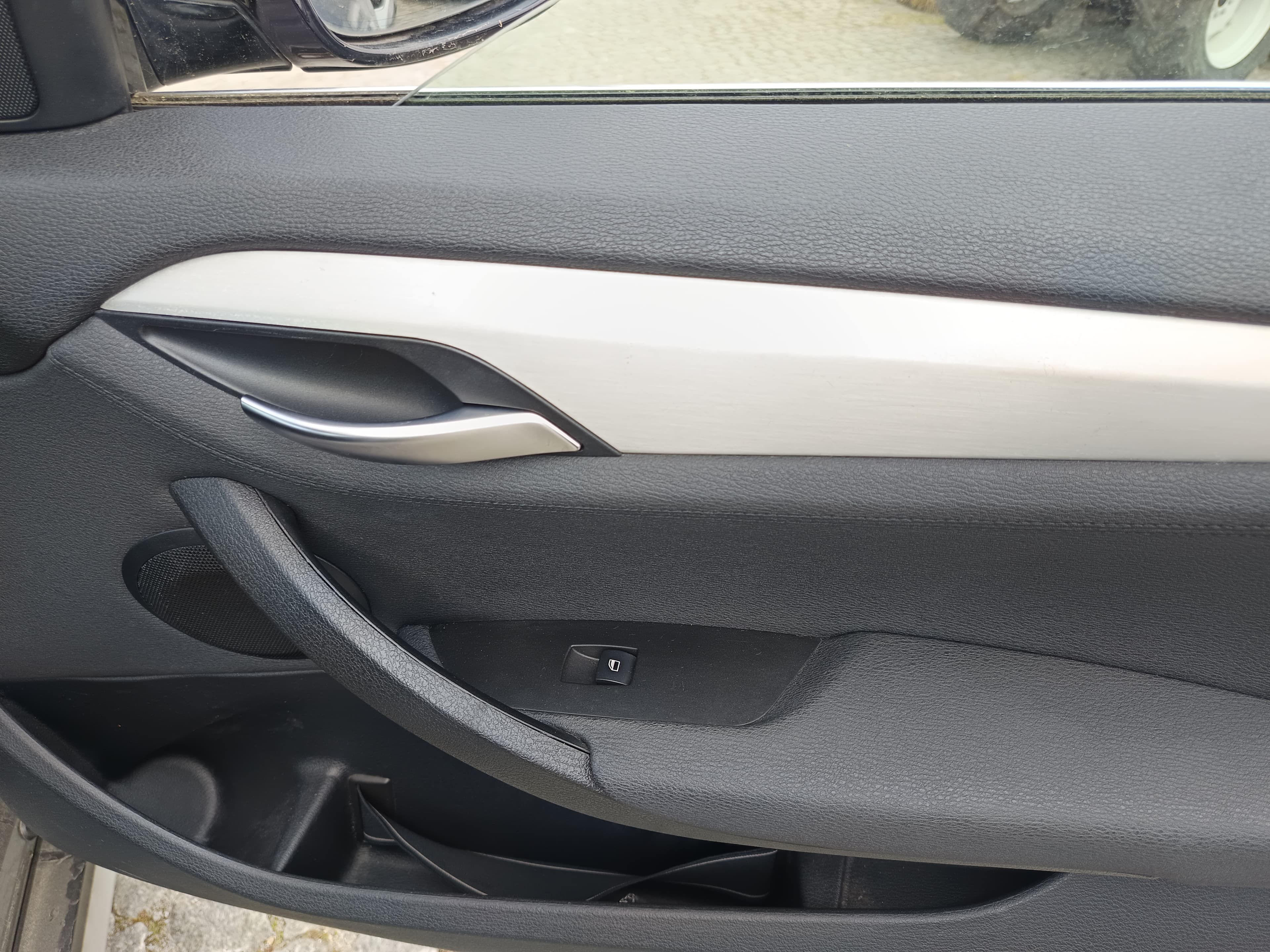 BMW X1 · Ano 2011 — imagem 40