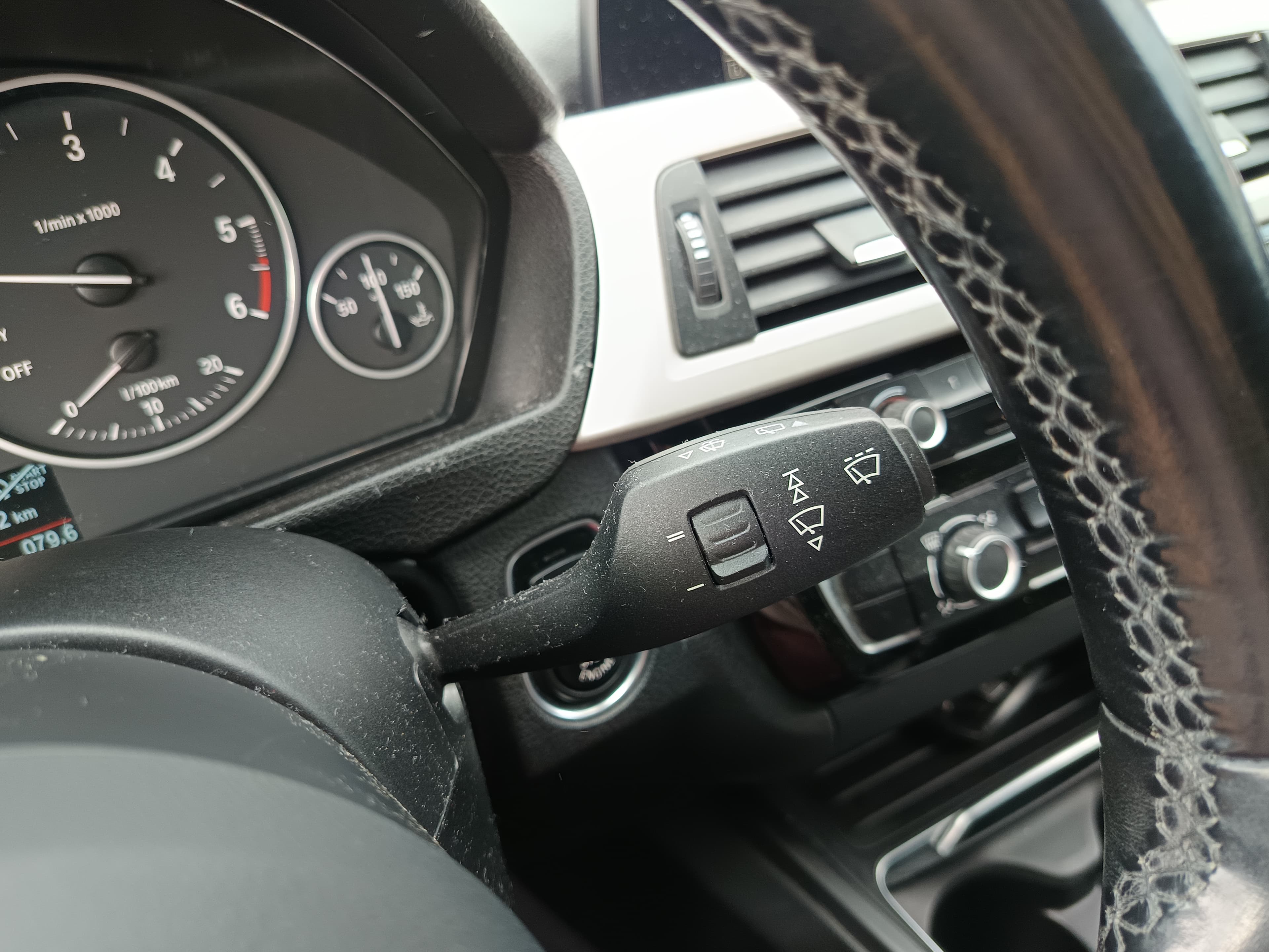 BMW 318 d · Ano 2016 — imagen 45