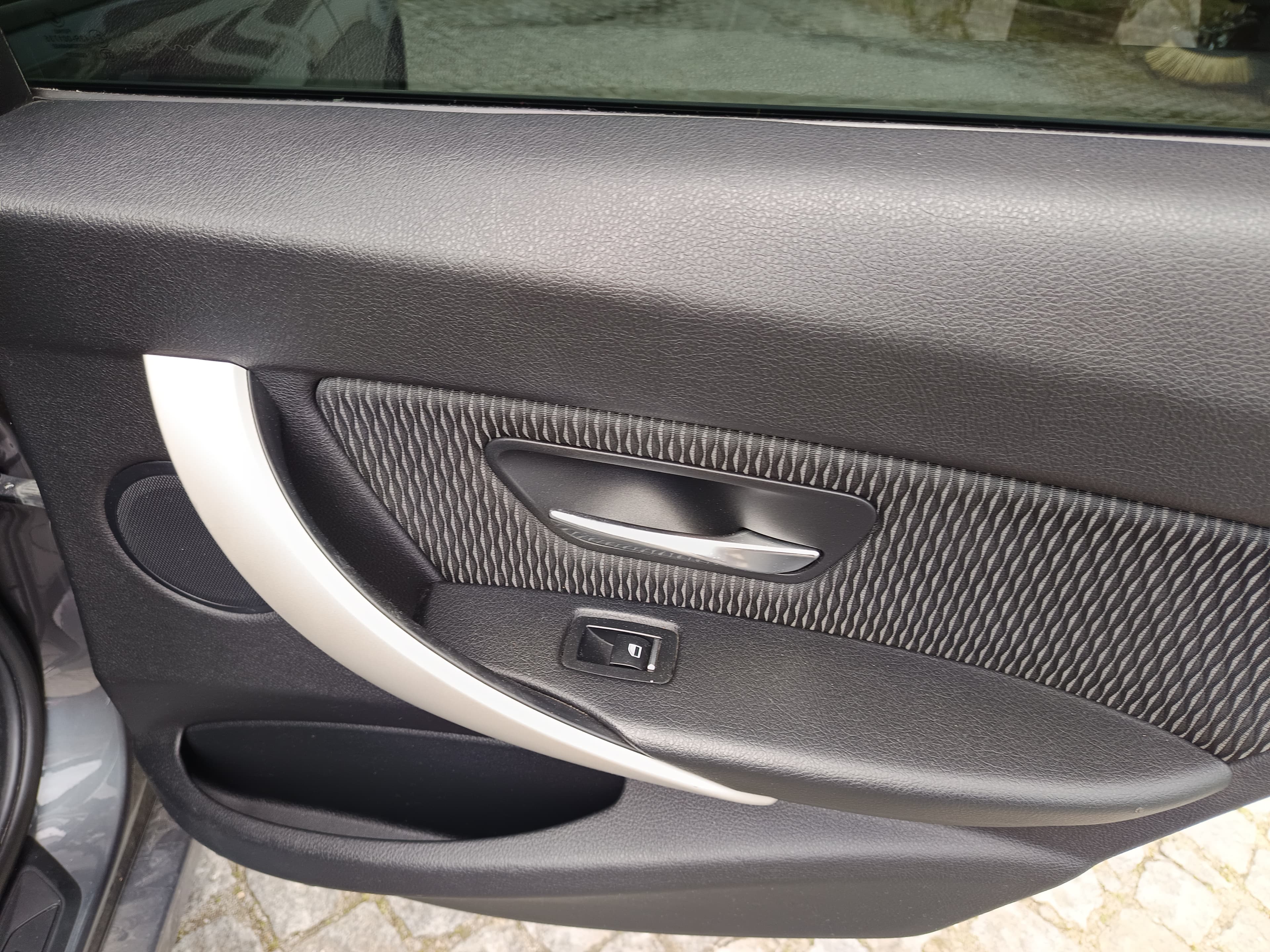 BMW 318 d · Ano 2016 — imagen 23