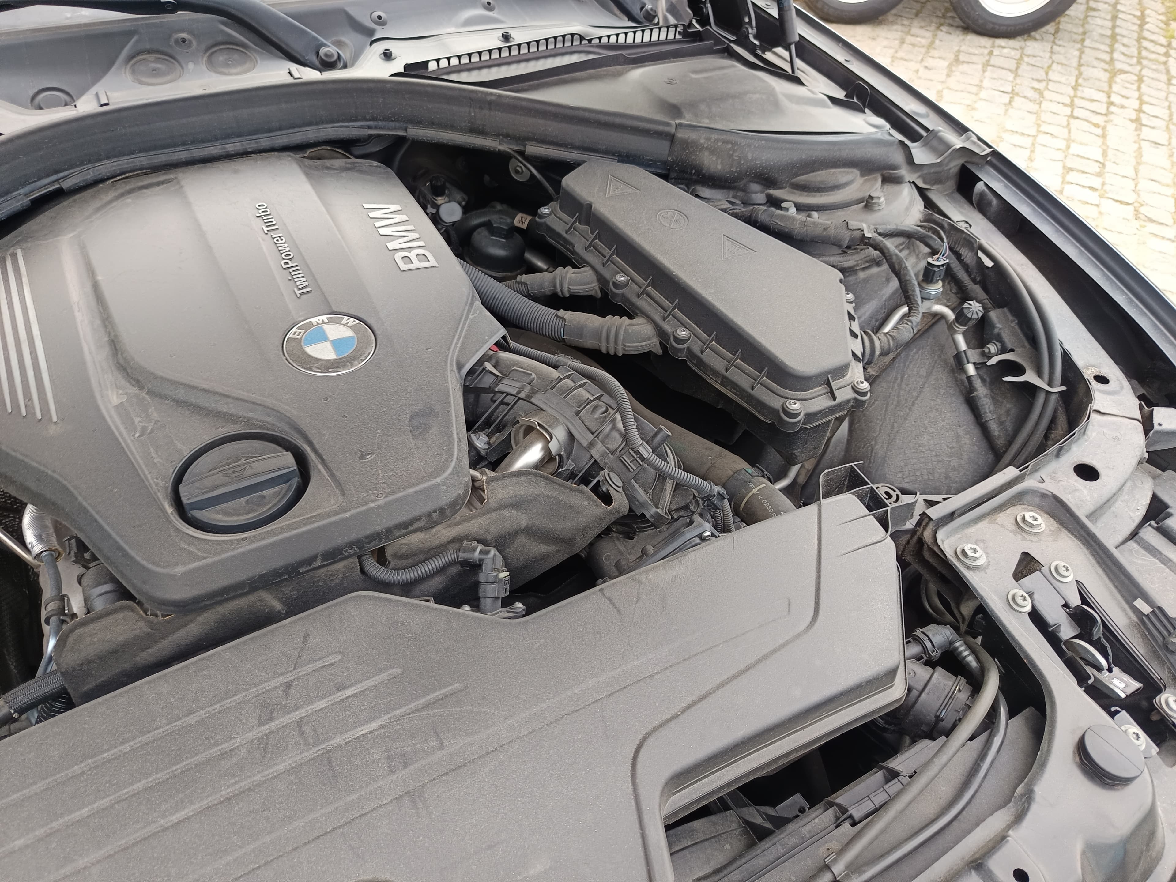 BMW 318 d · Ano 2016 — imagen 18