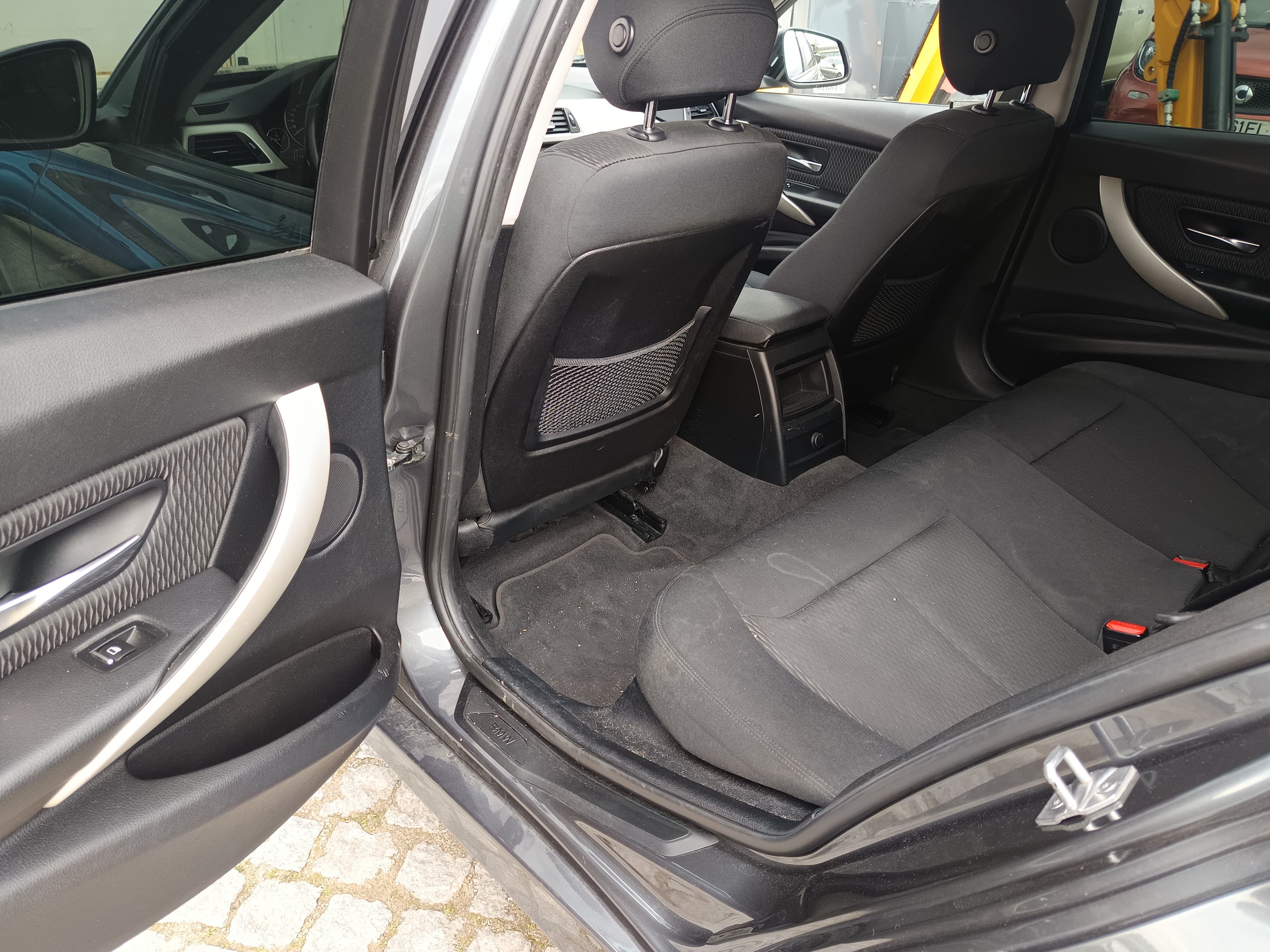 BMW 318 d · Ano 2016 — imagen 29