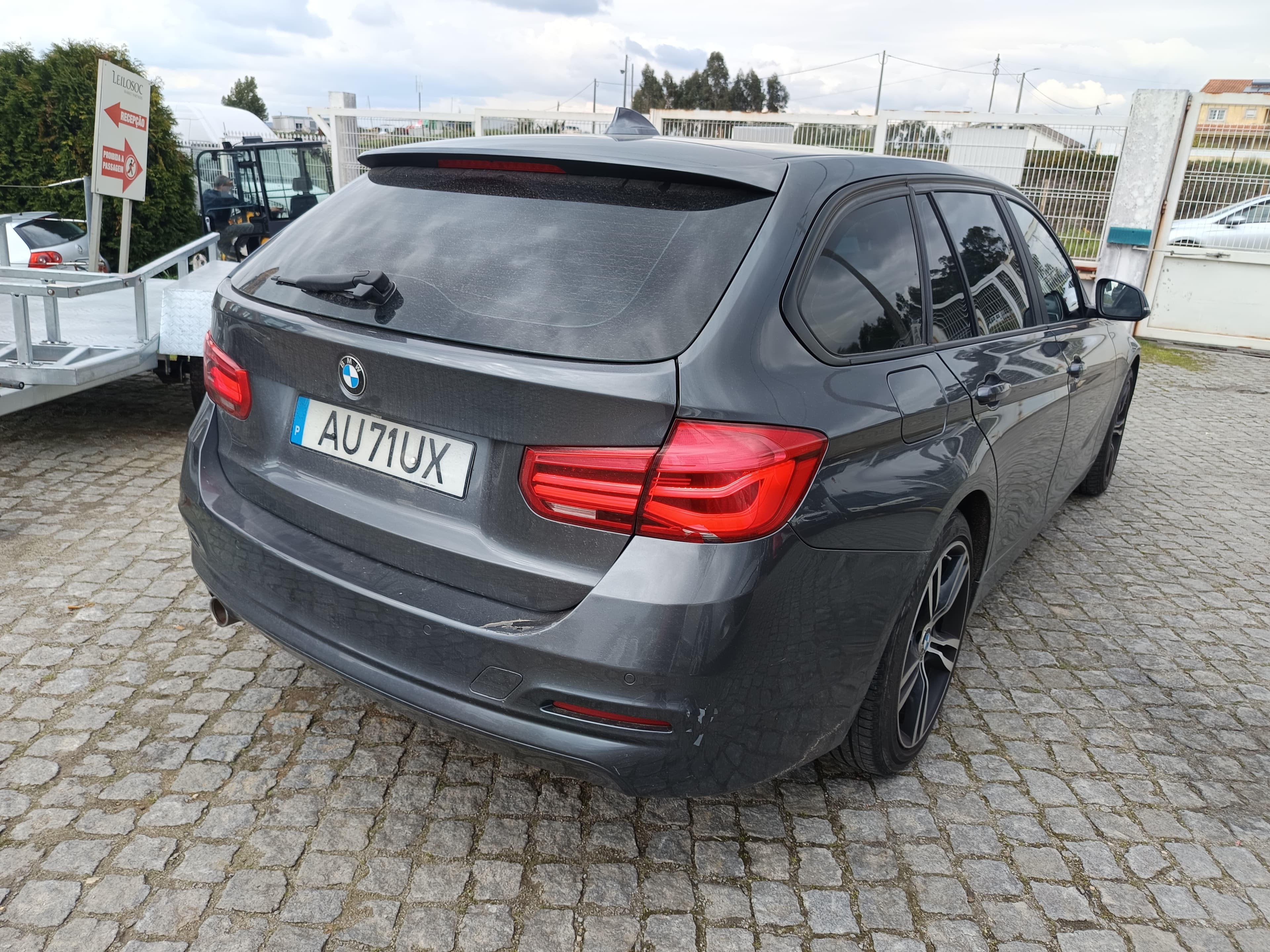 BMW 318 d · Ano 2016 — imagen 4