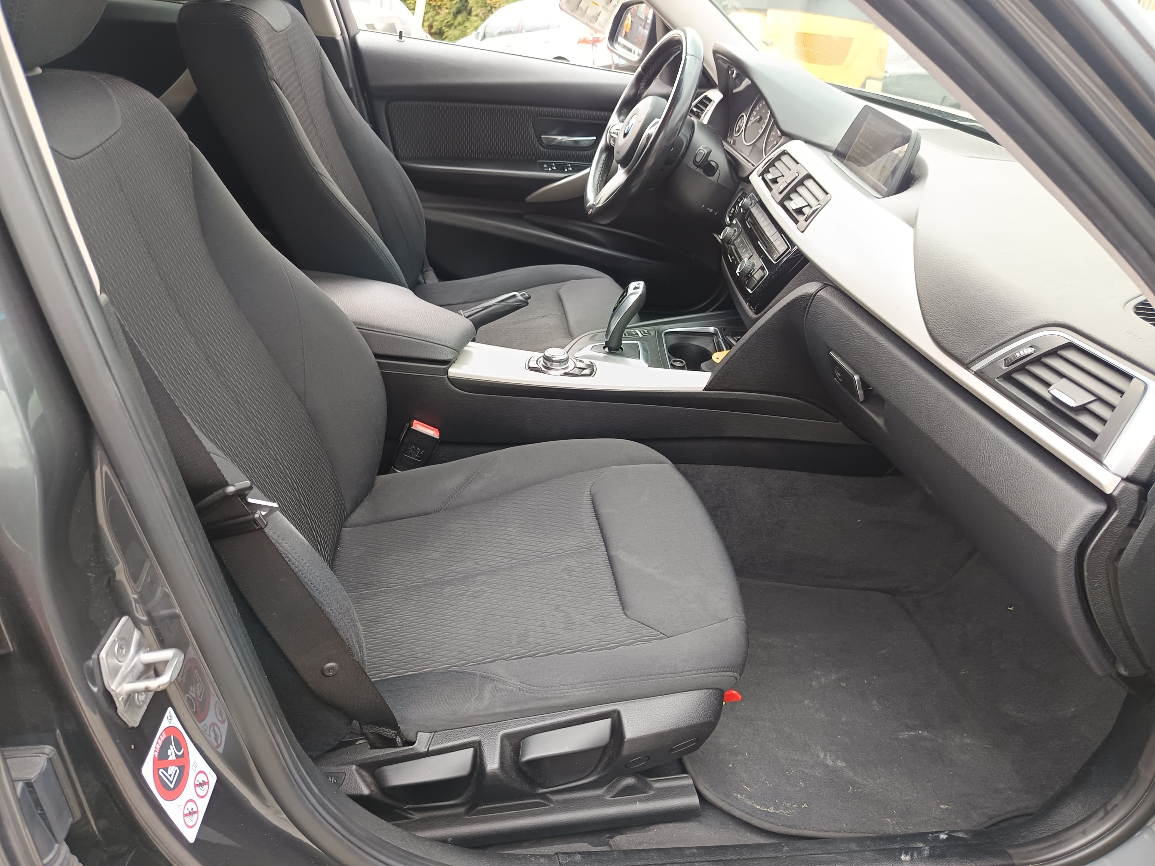 BMW 318 d · Ano 2016 — imagen 27