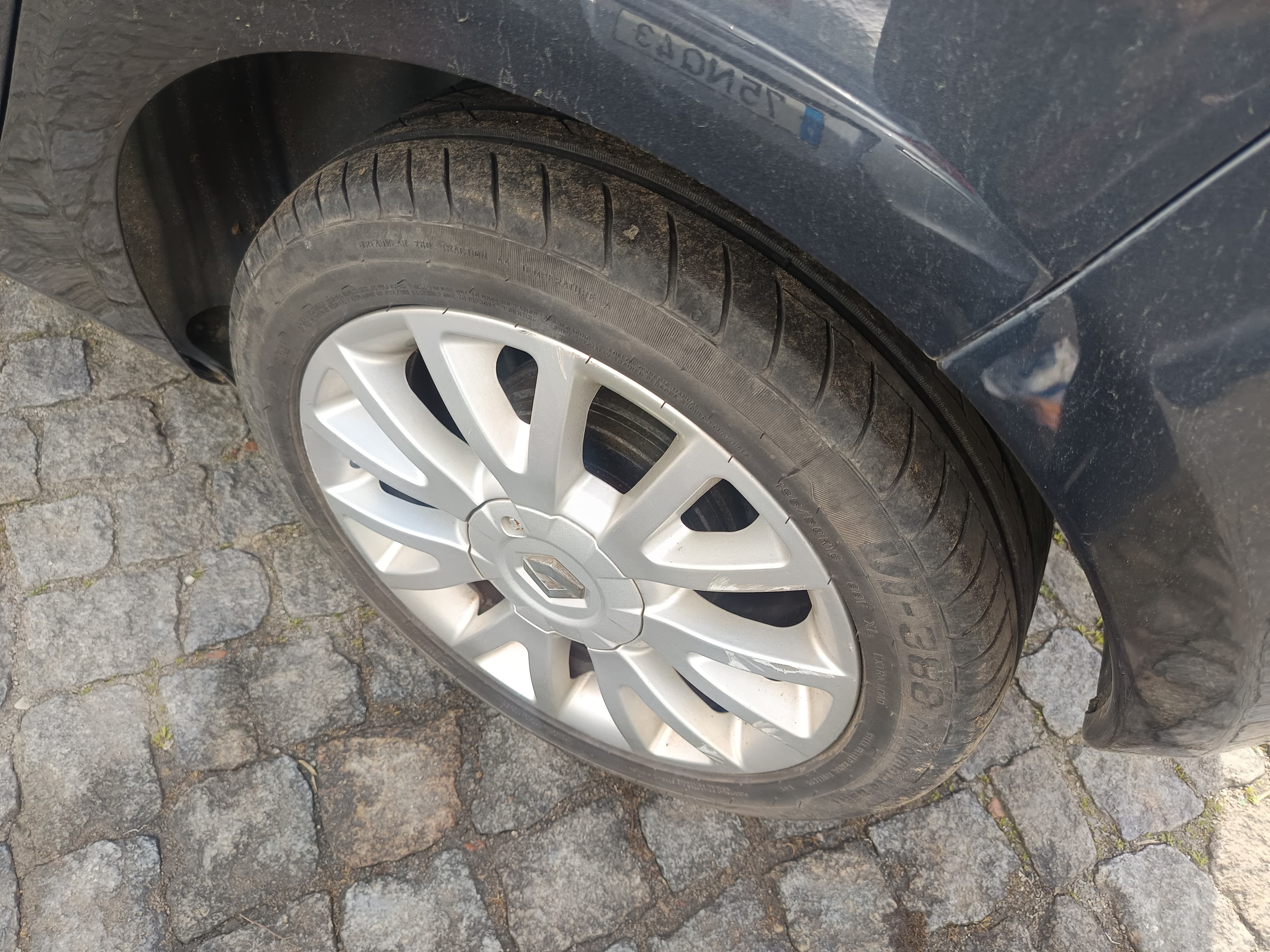 Renault Clio · Ano 2008 — imagen 11