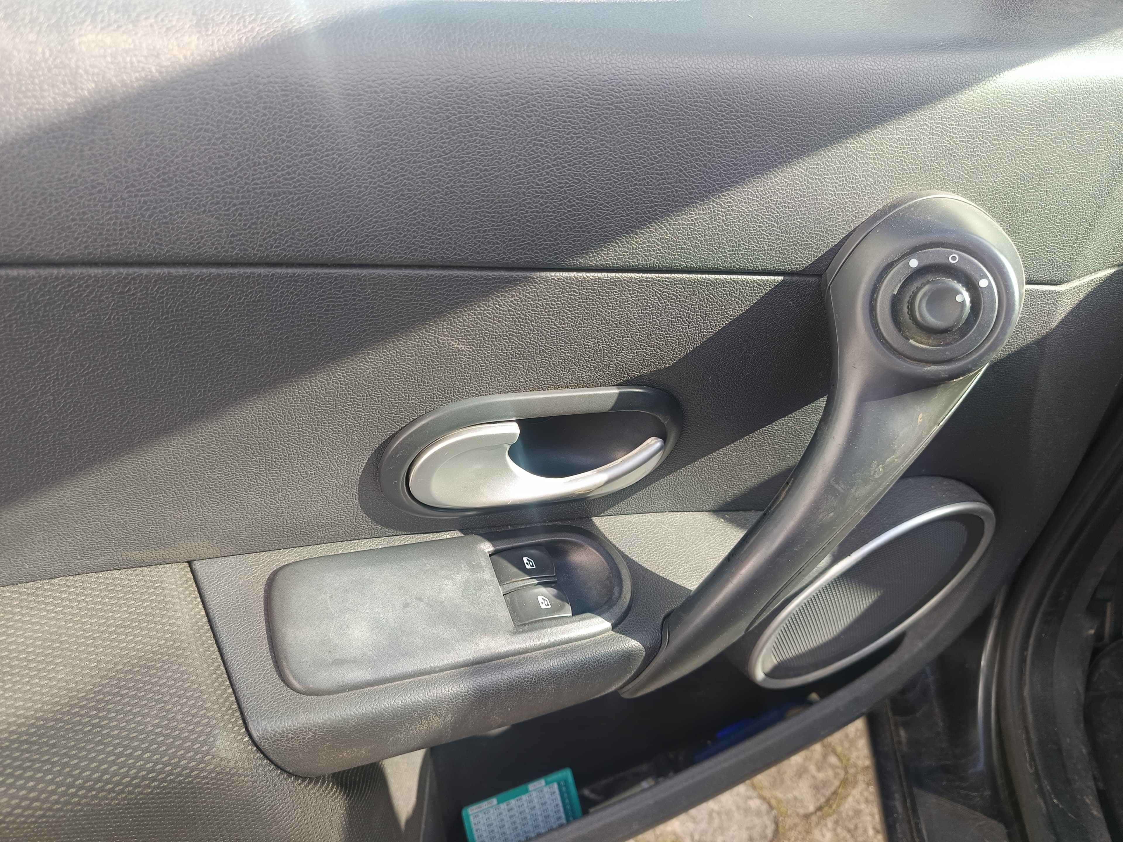 Renault Clio · Ano 2008 — imagen 26