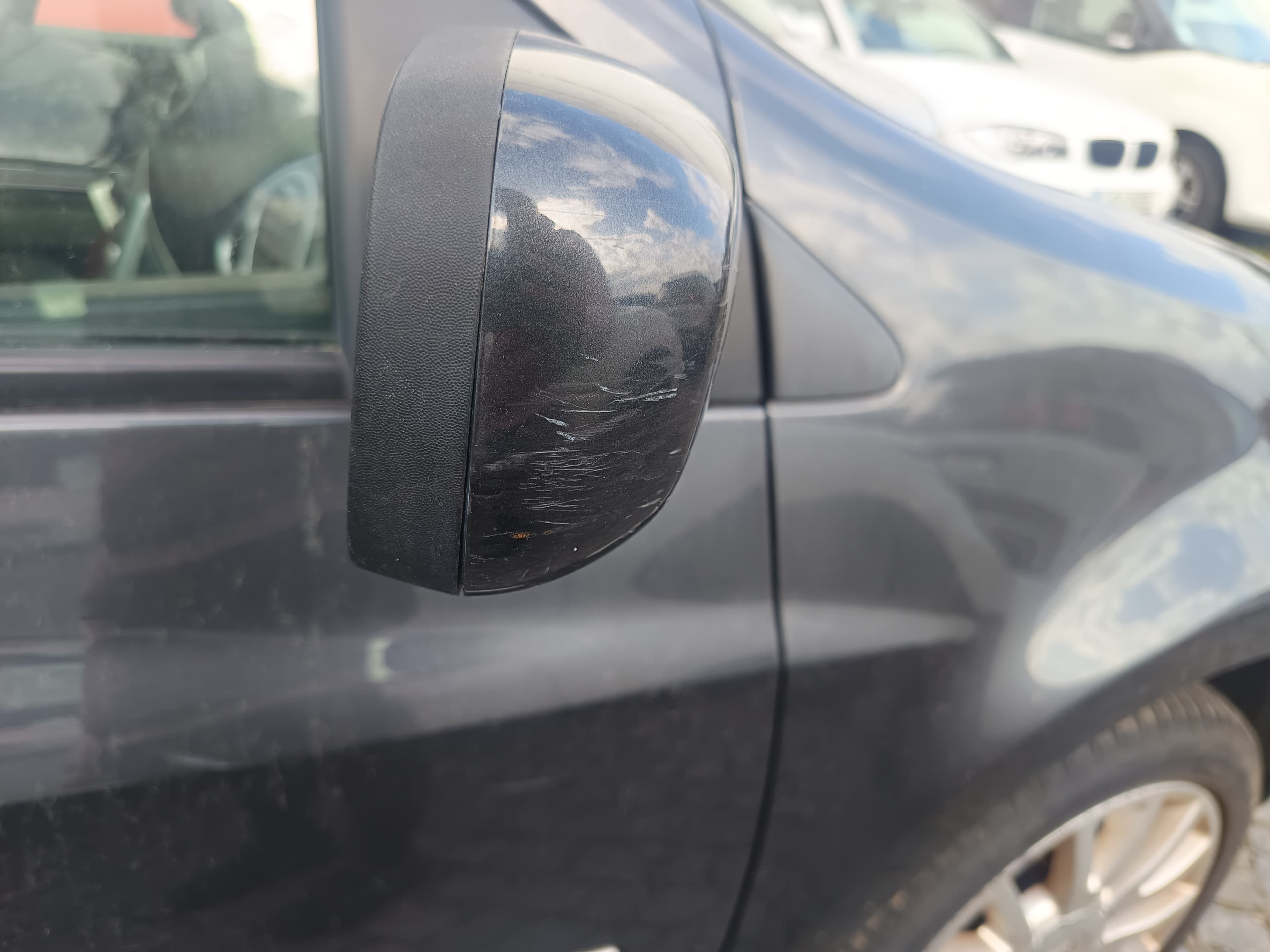 Renault Clio · Ano 2008 — imagen 8