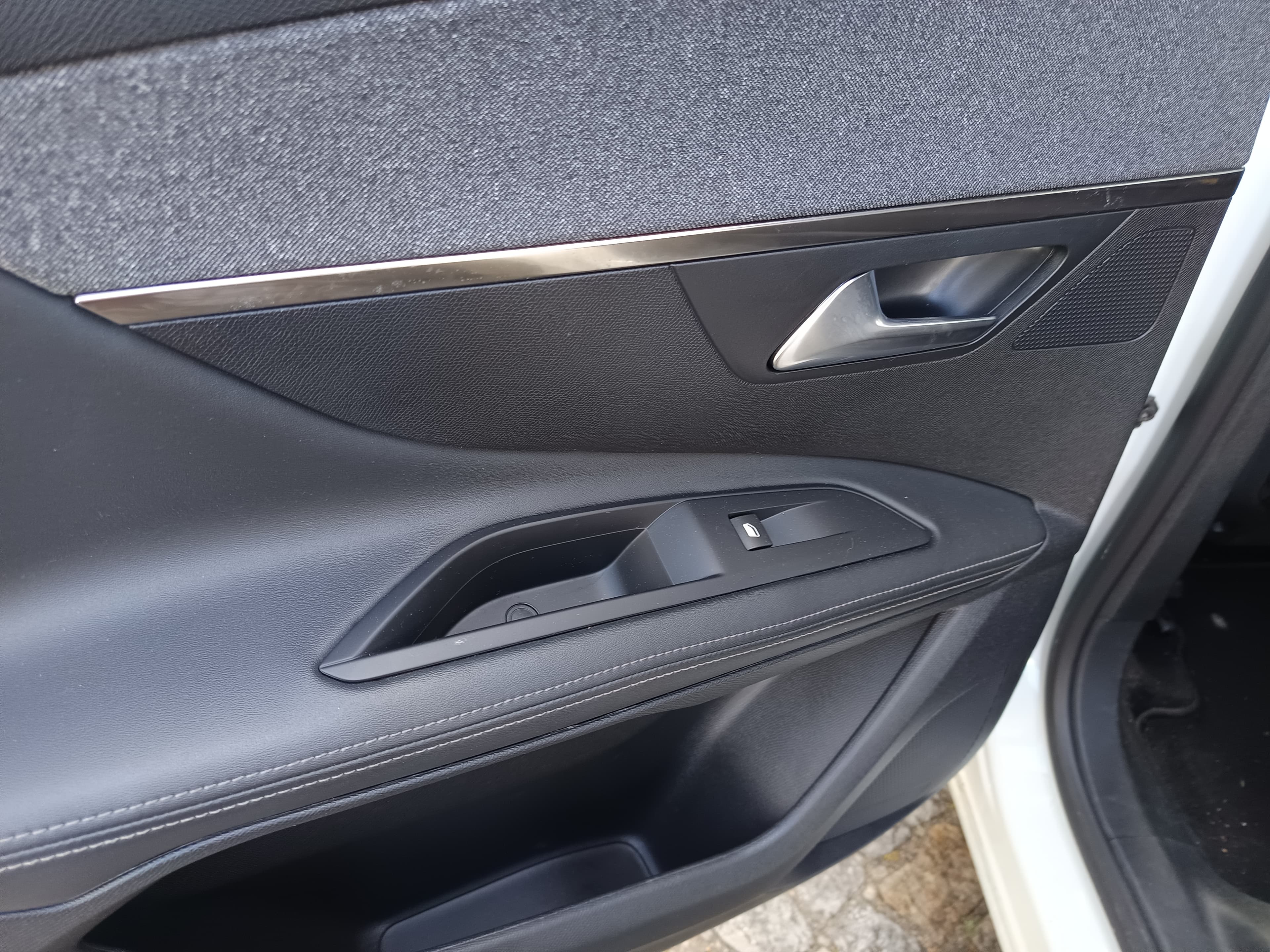 Peugeot 3008 · Ano 2020 — imagem 36