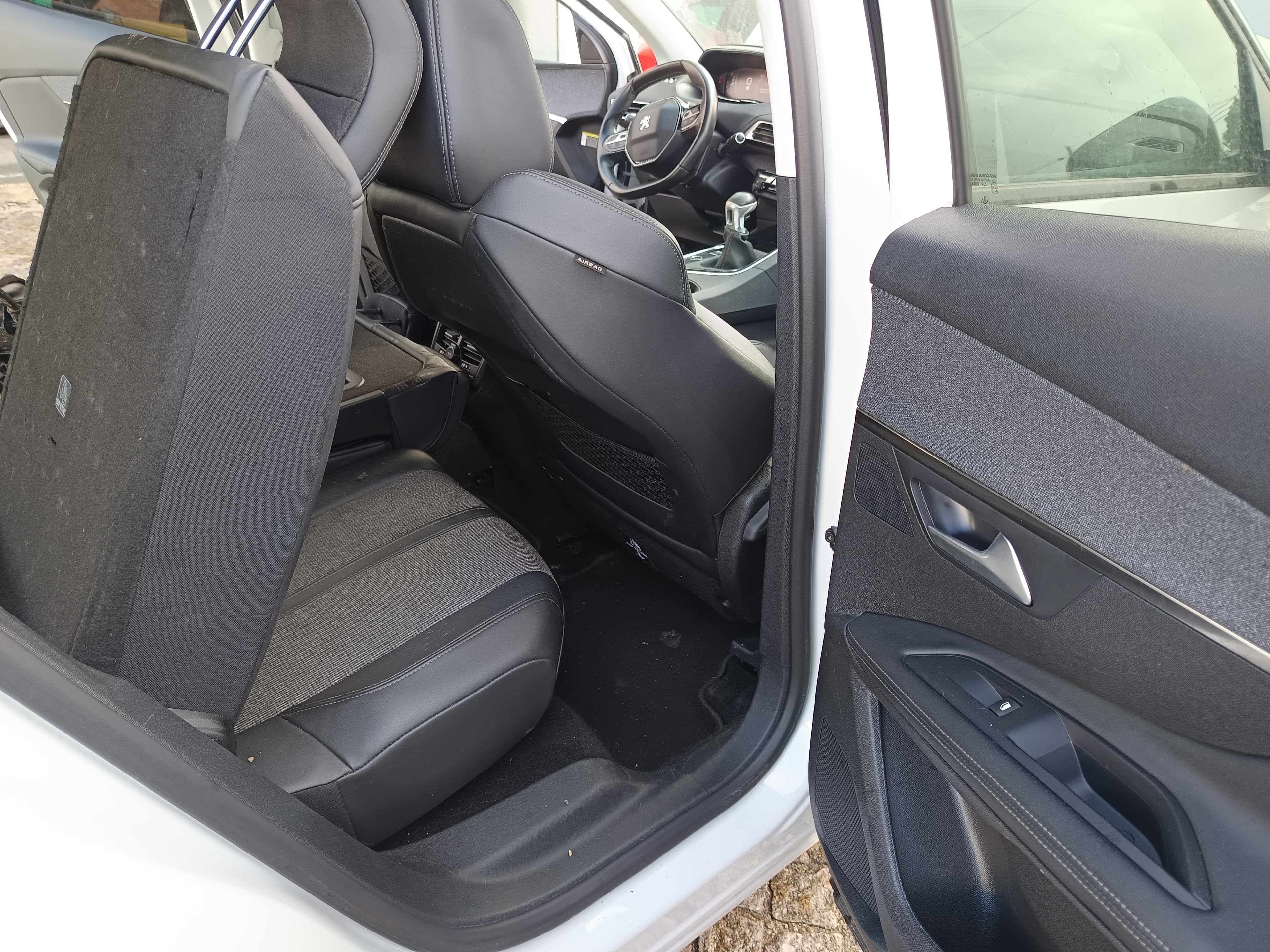 Peugeot 3008 · Ano 2020 — imagem 31