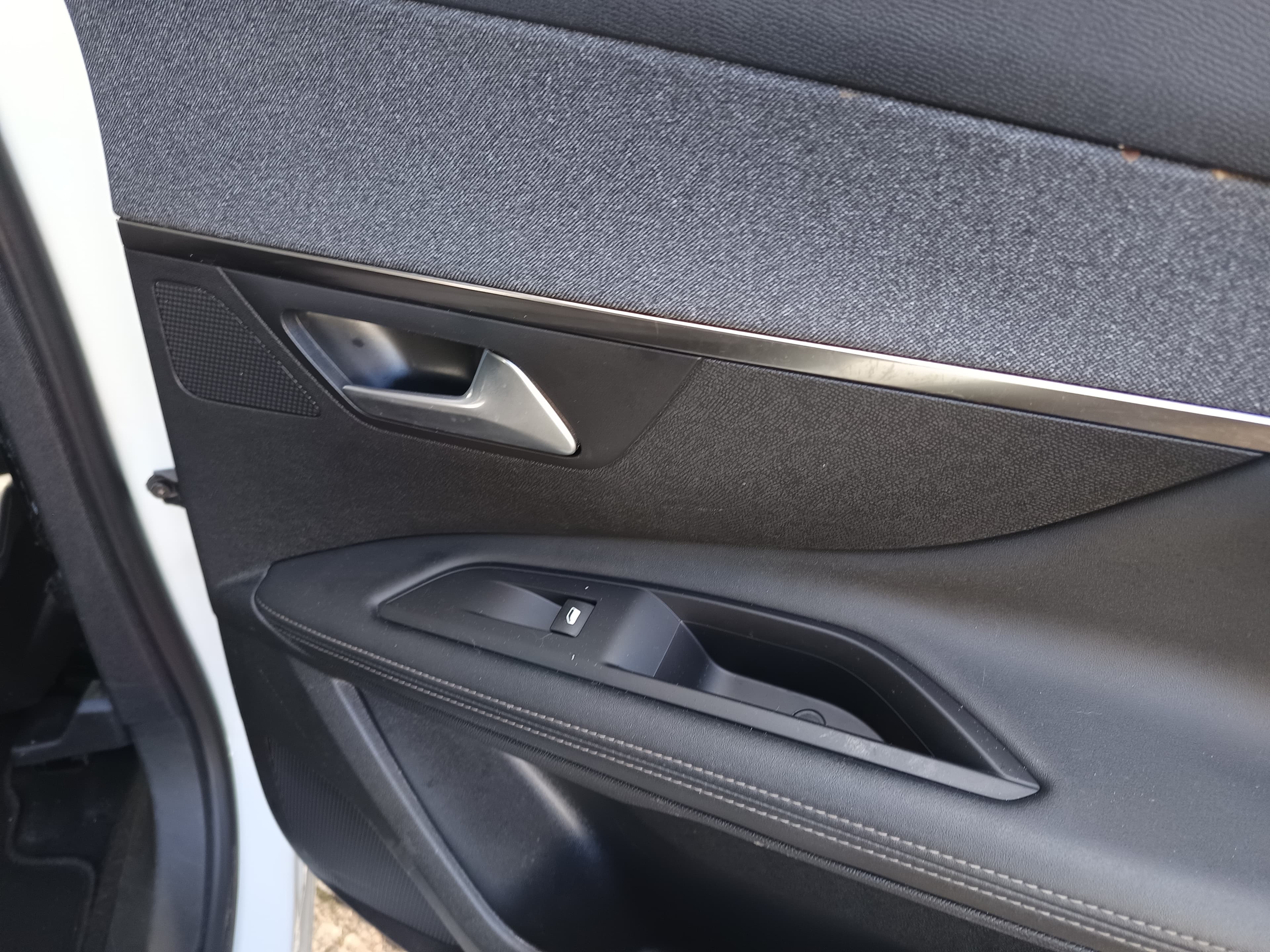 Peugeot 3008 · Ano 2020 — imagem 33
