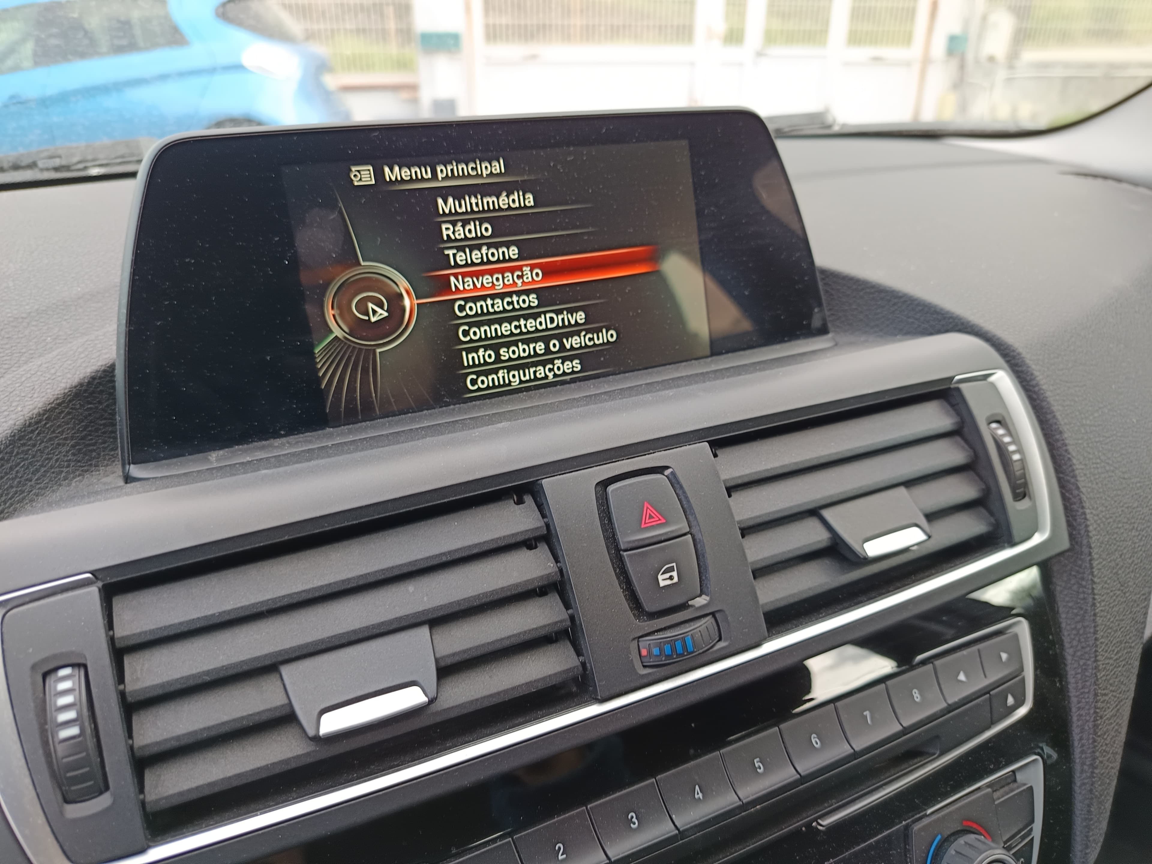 BMW 116d · Ano 2017 — imagem 45