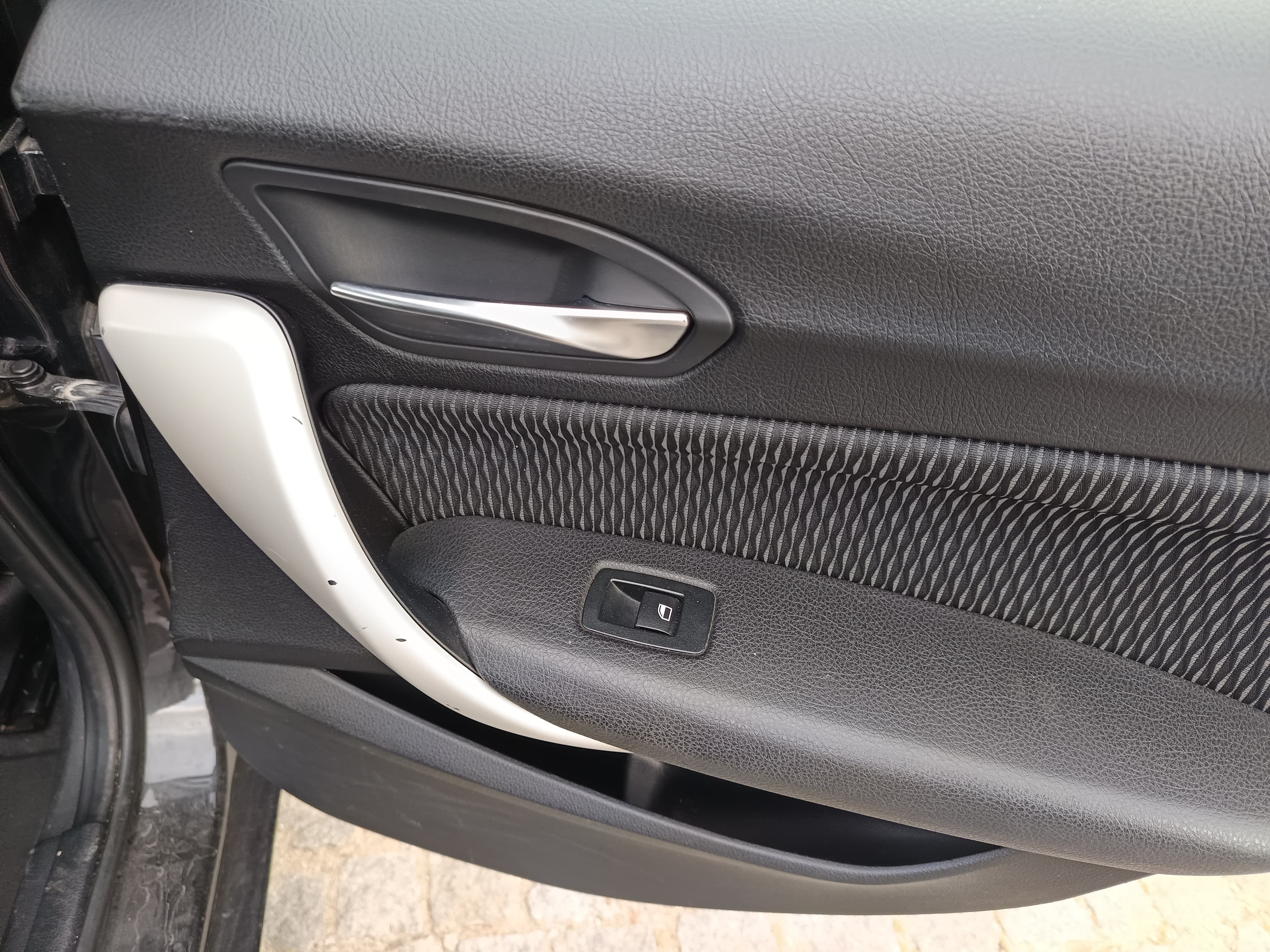 BMW 116d · Ano 2017 — imagem 22