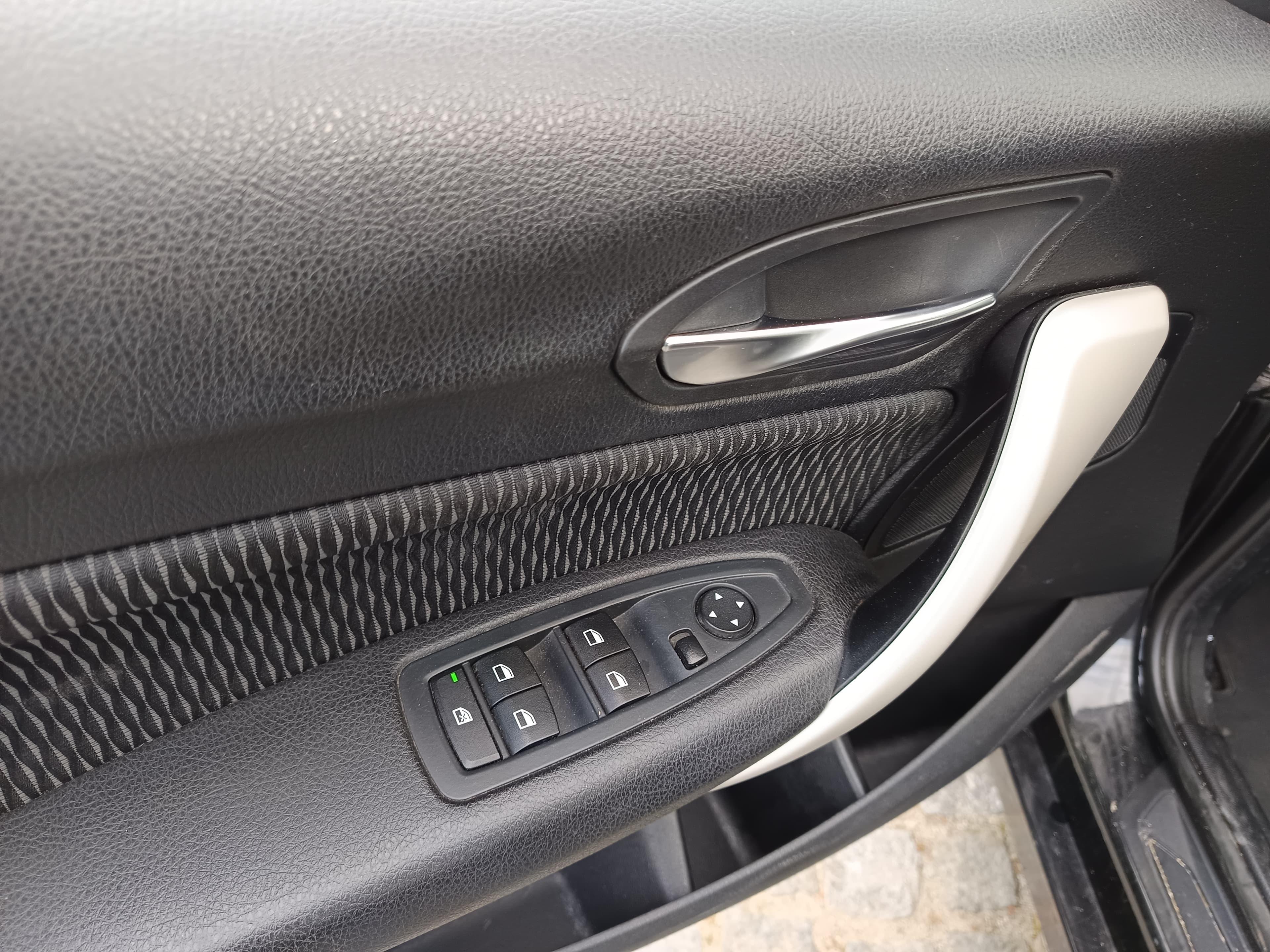 BMW 116d · Ano 2017 — imagem 32