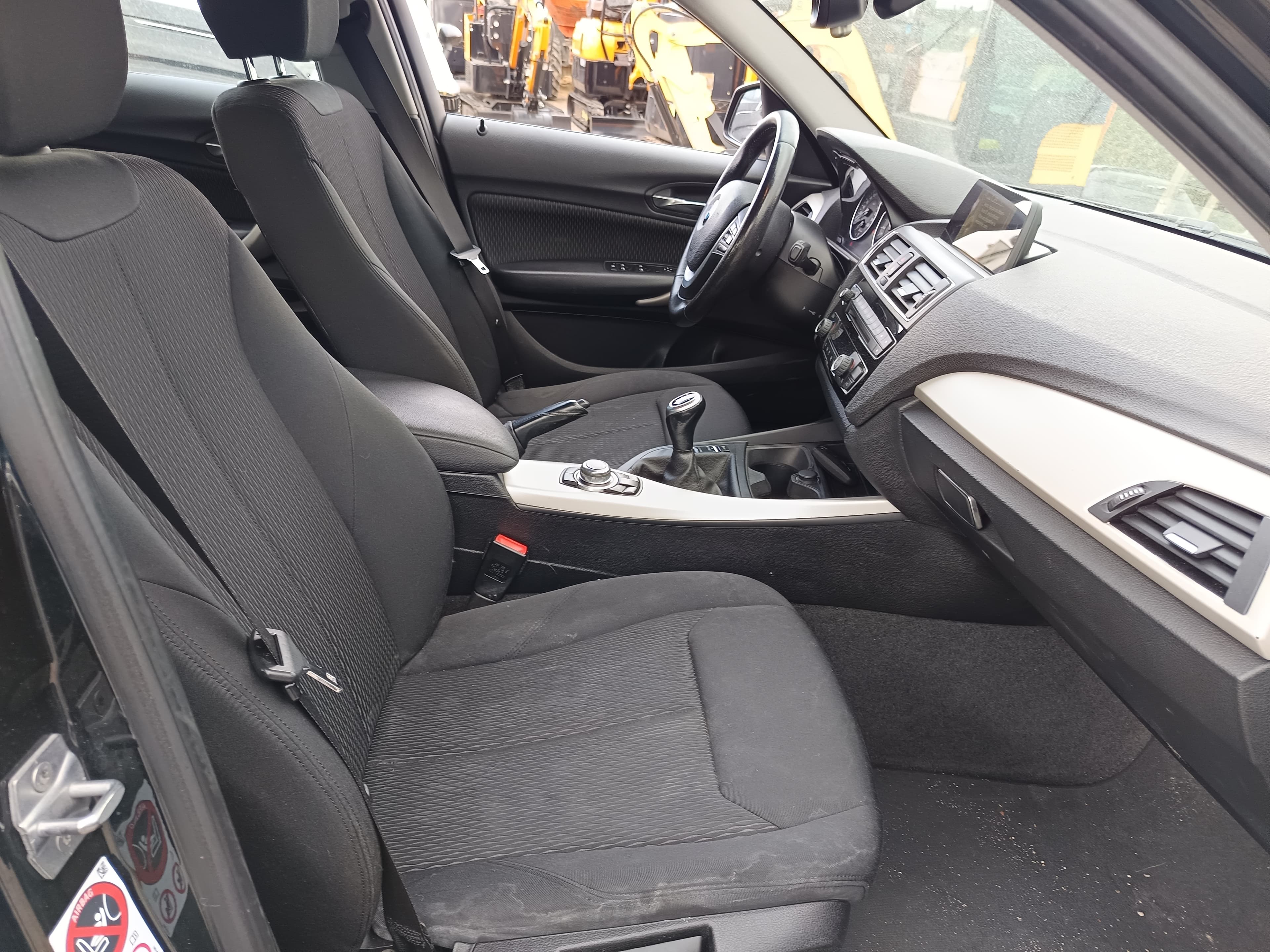 BMW 116d · Ano 2017 — imagem 26