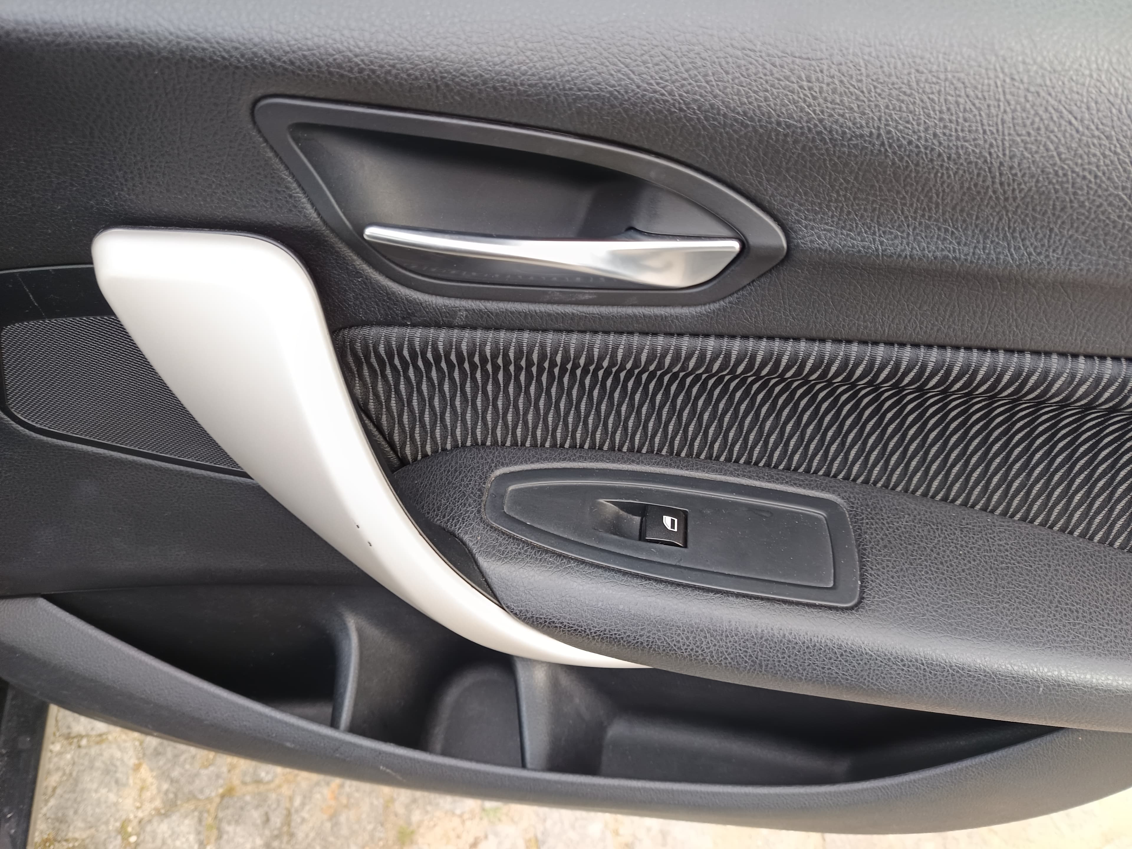BMW 116d · Ano 2017 — imagem 25