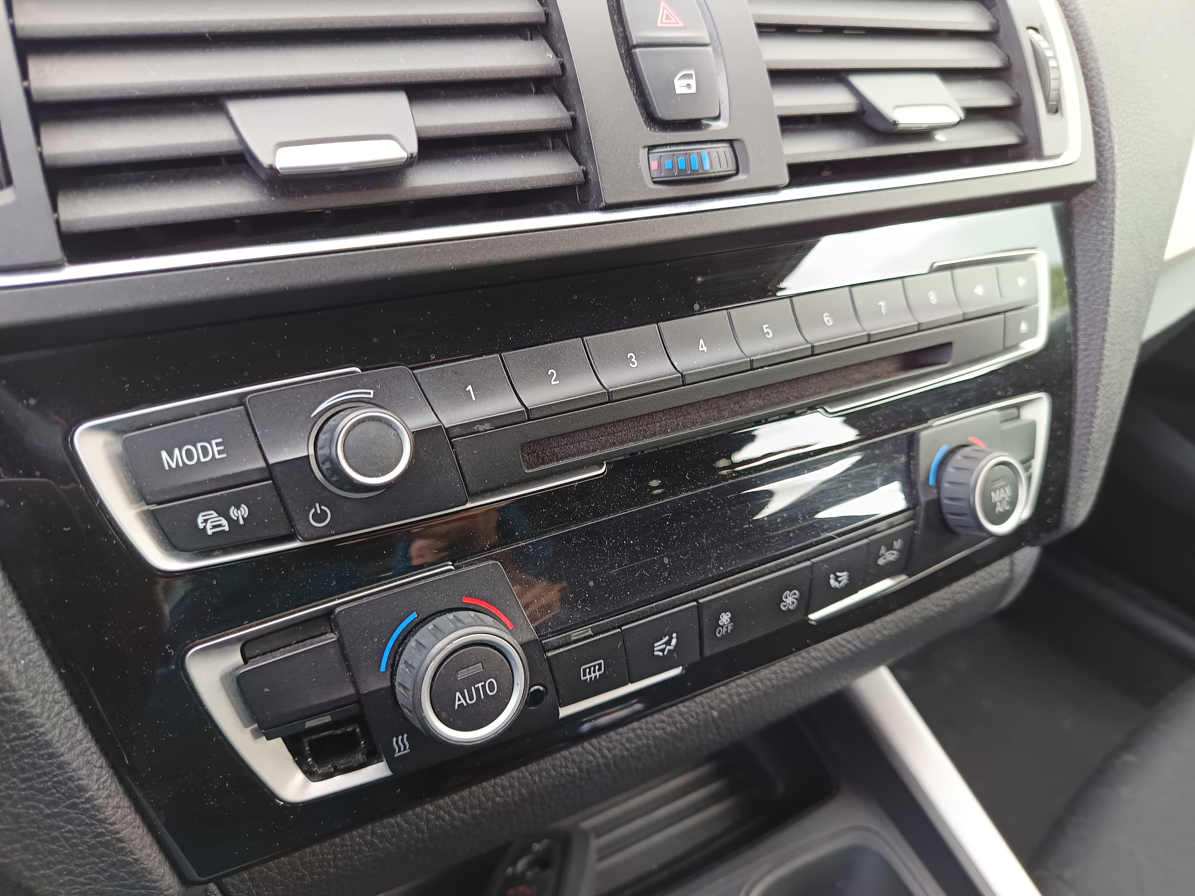 BMW 116d · Ano 2017 — imagem 38