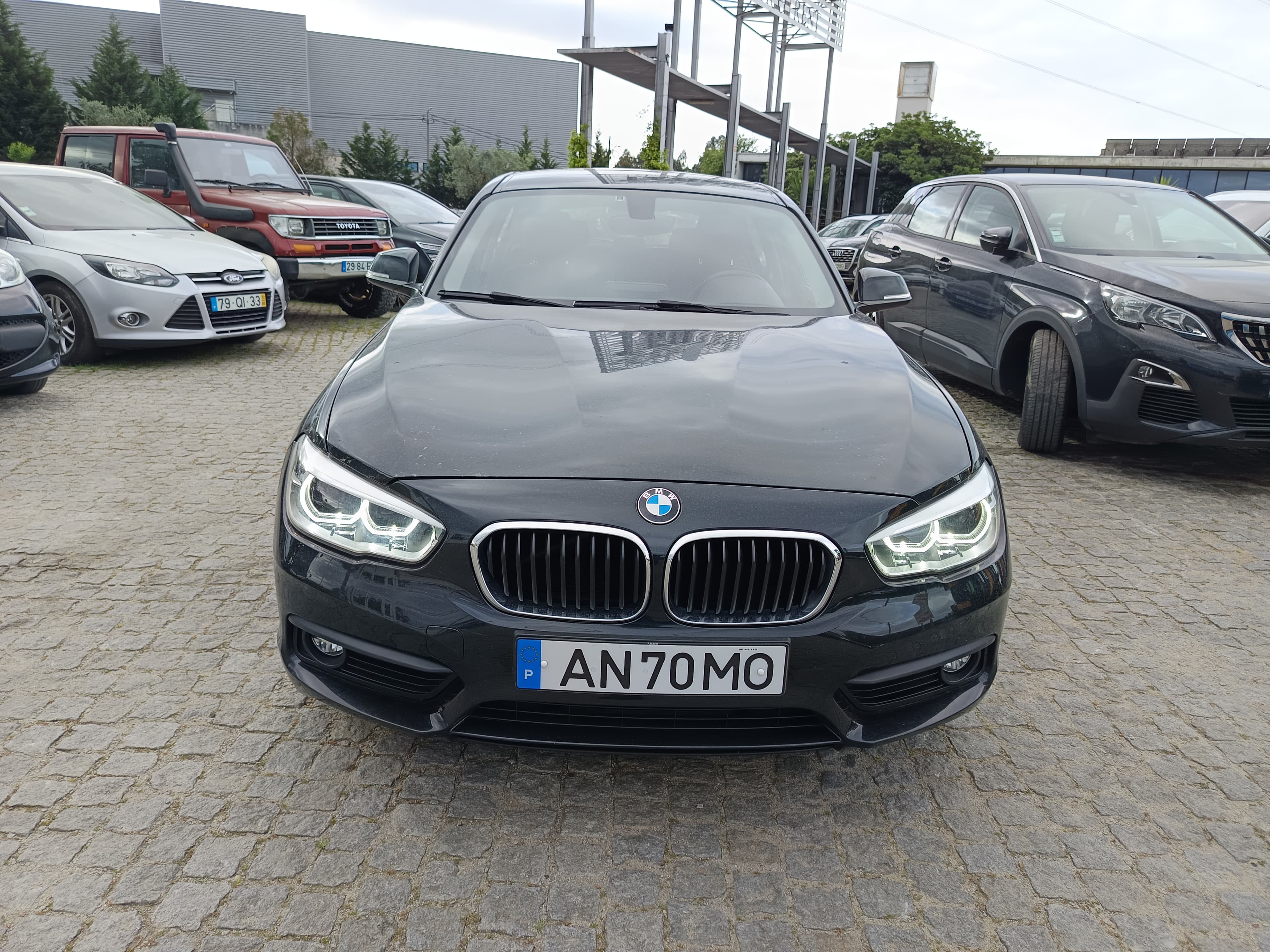 BMW 116d · Ano 2017 — imagem 2