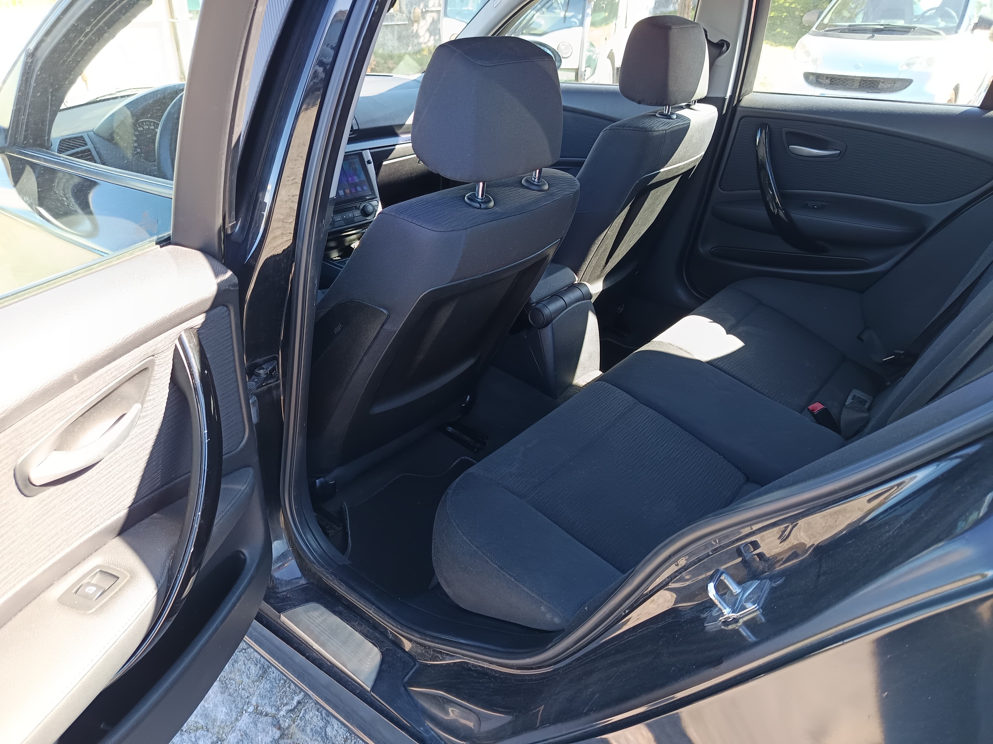 BMW 120d · Ano 2004 — imagen 24
