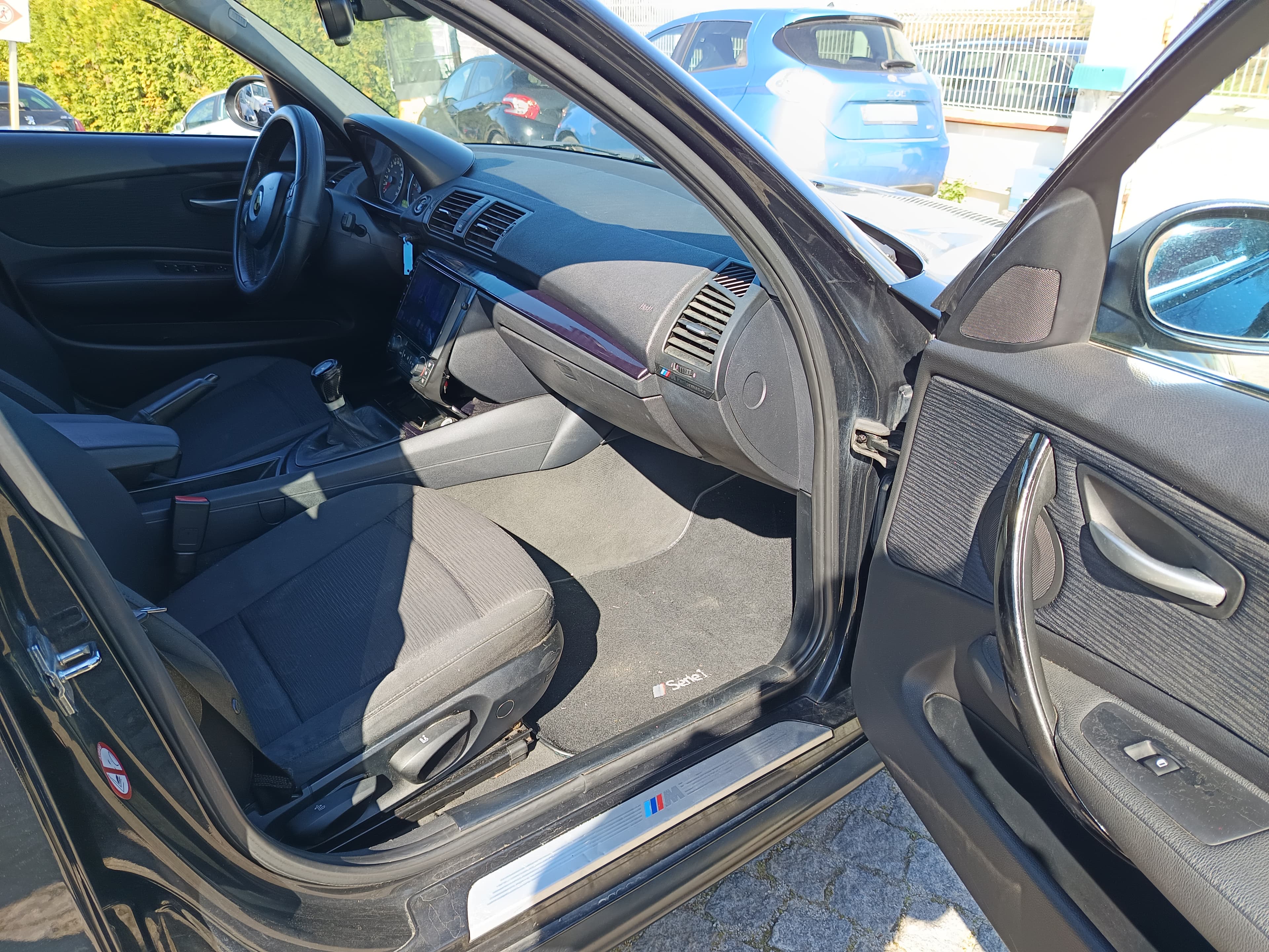 BMW 120d · Ano 2004 — imagen 21