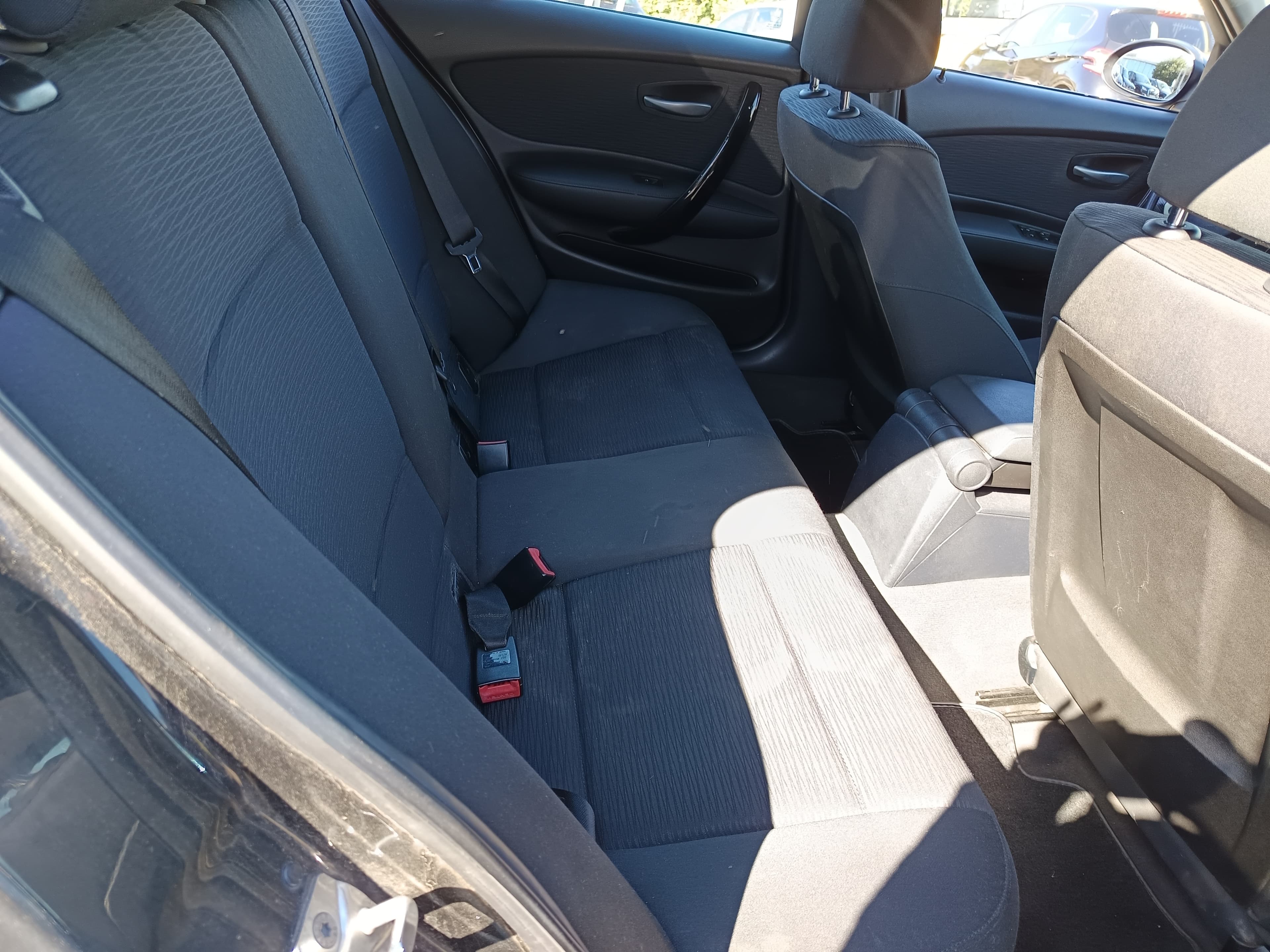 BMW 120d · Ano 2004 — imagen 20