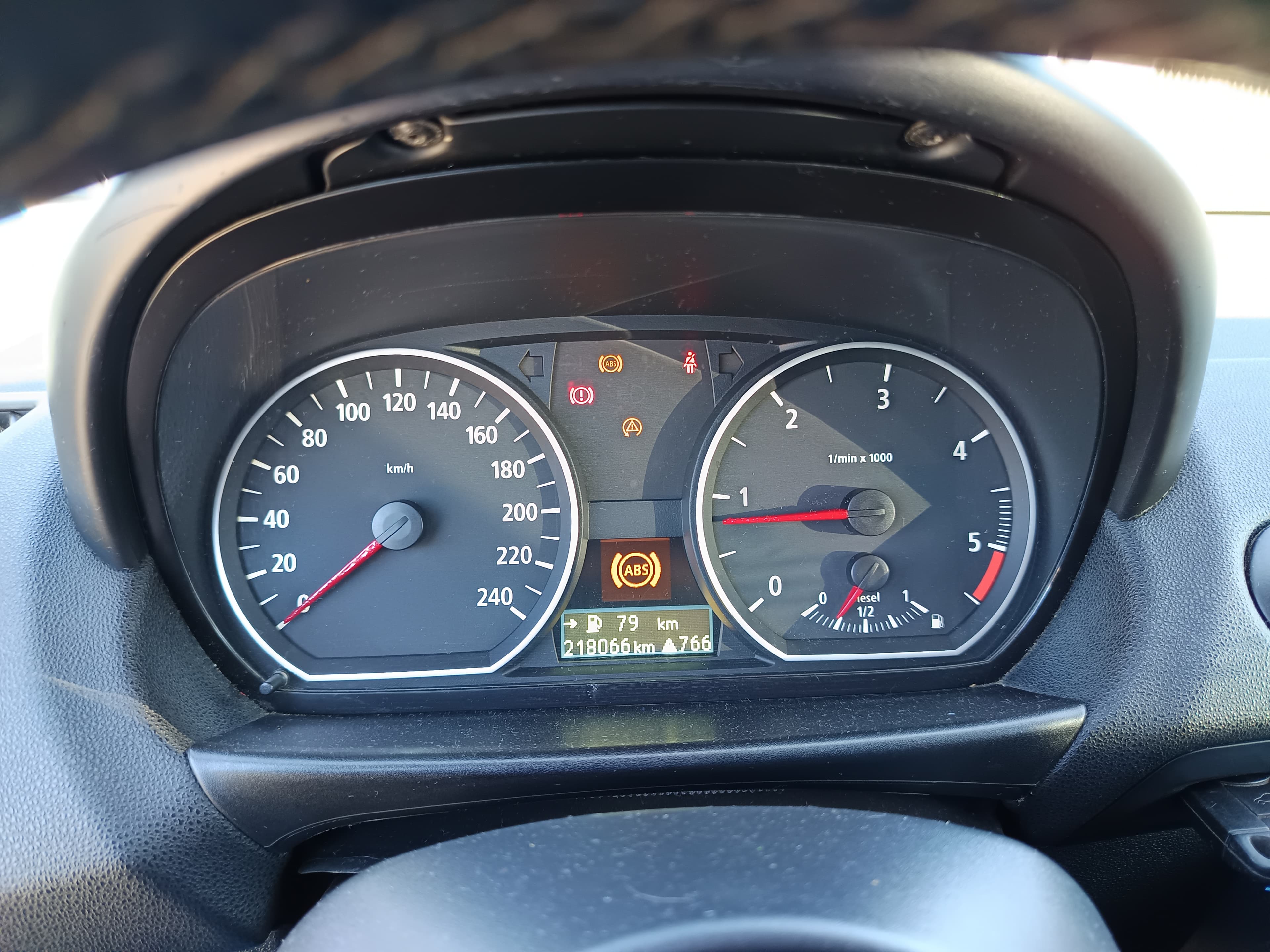BMW 120d · Ano 2004 — imagen 40