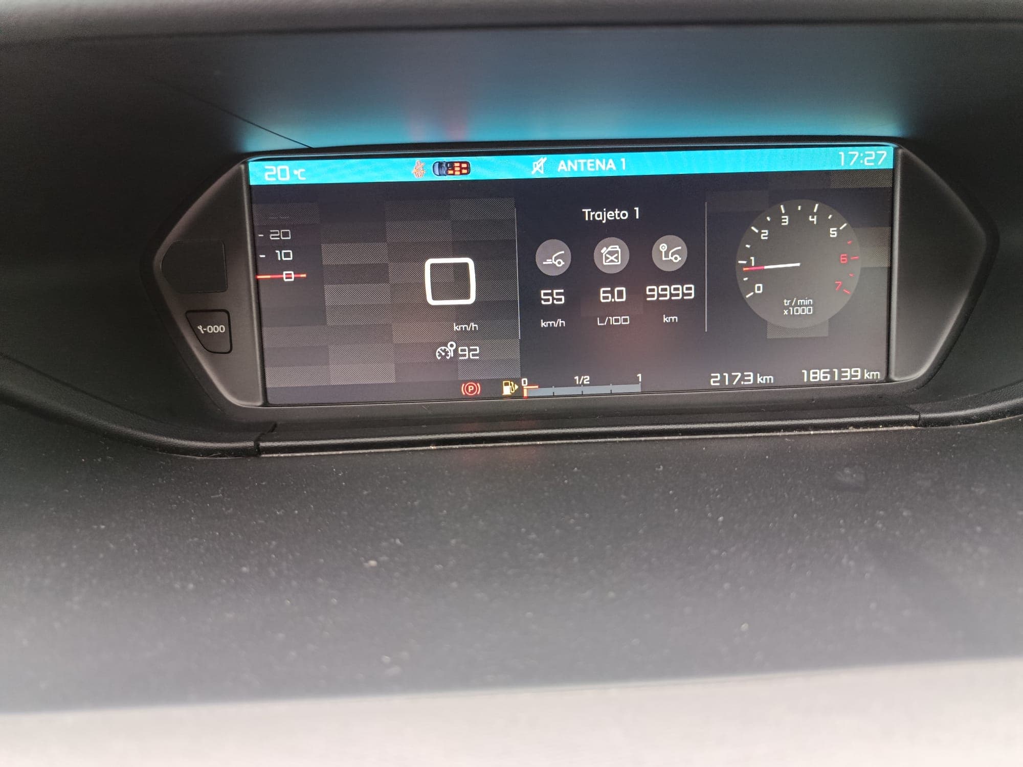 Citroën C4 · Ano 2017 — imagen 10