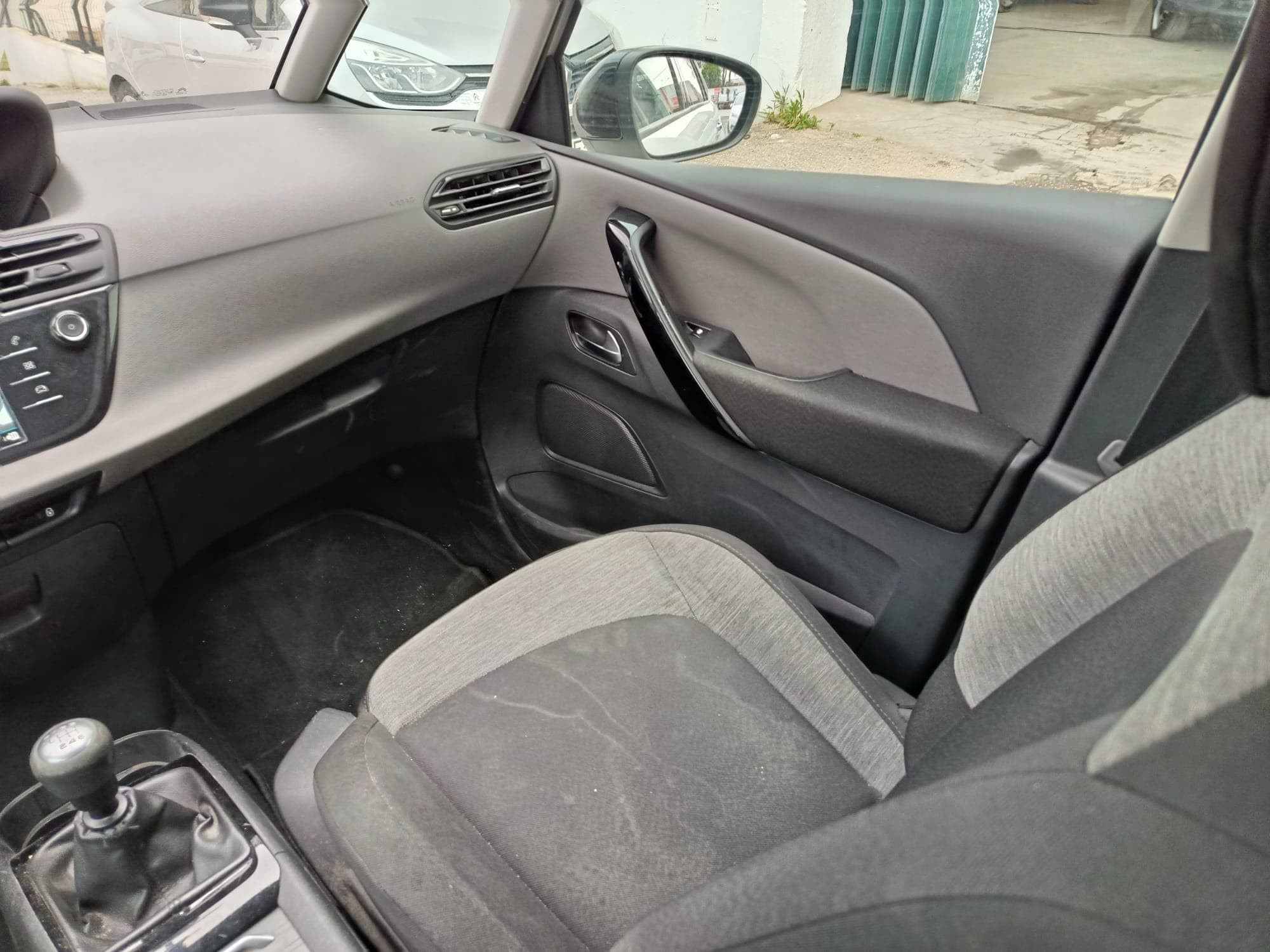 Citroën C4 · Ano 2017 — imagen 20