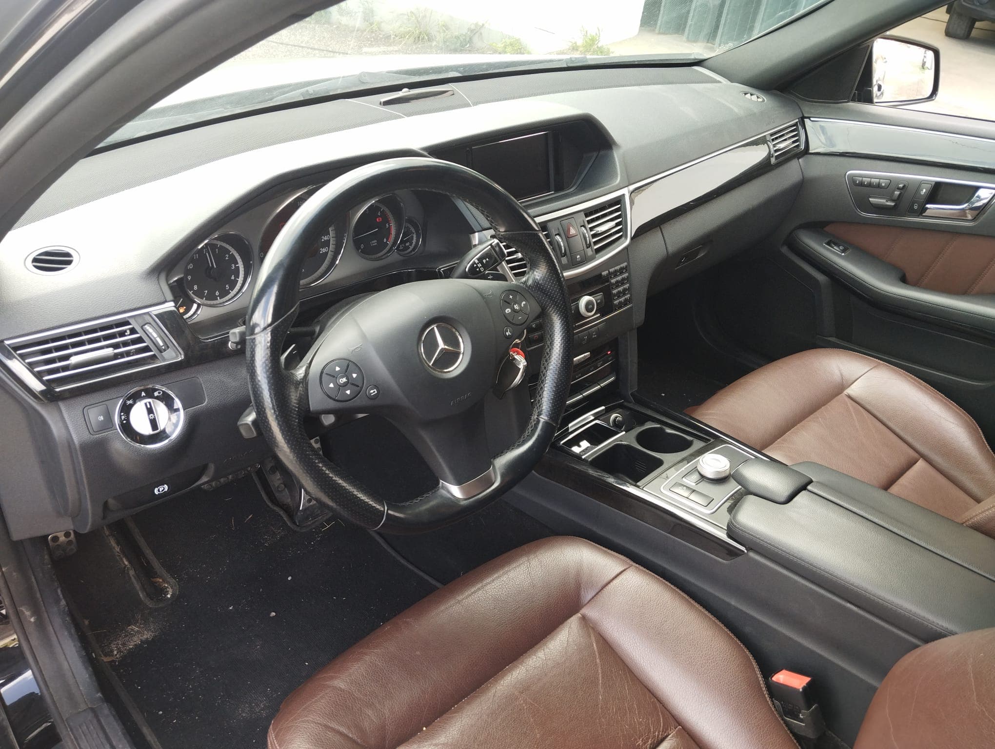 Mercedes-Benz E 350 CDI · Ano 2010 — imagen 18