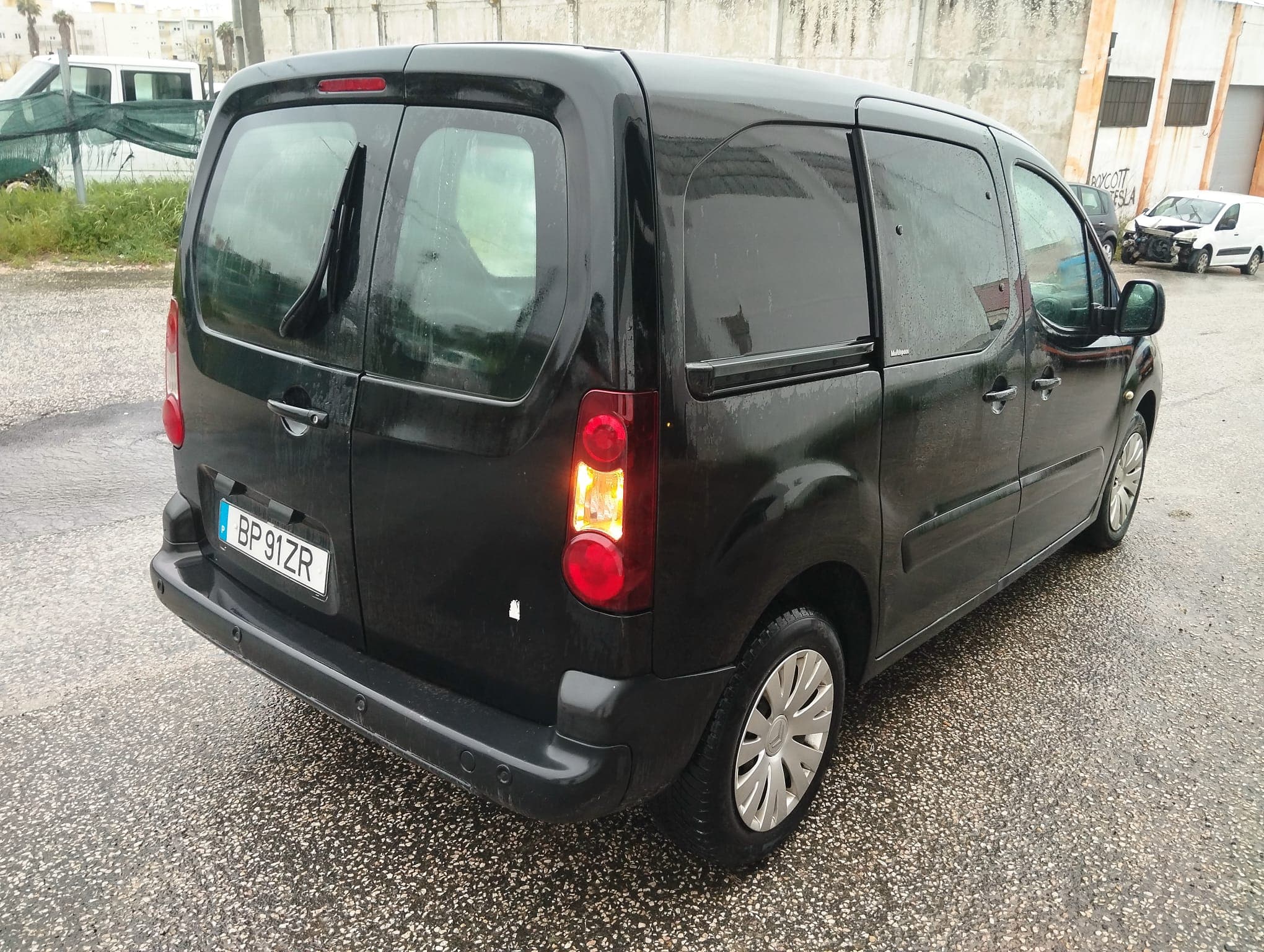 Citroën Berlingo · Ano 2012 — image 3