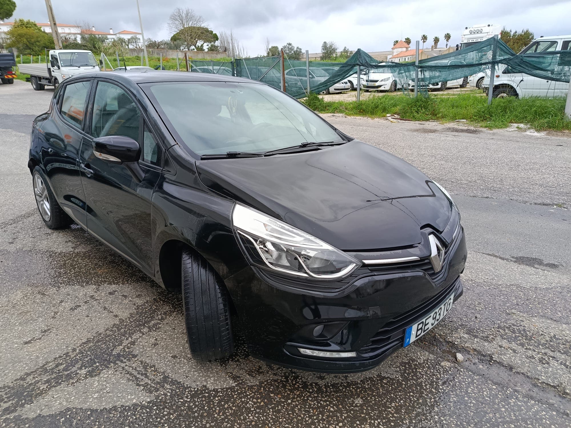 Renault Clio · Ano 2018 — imagem 1