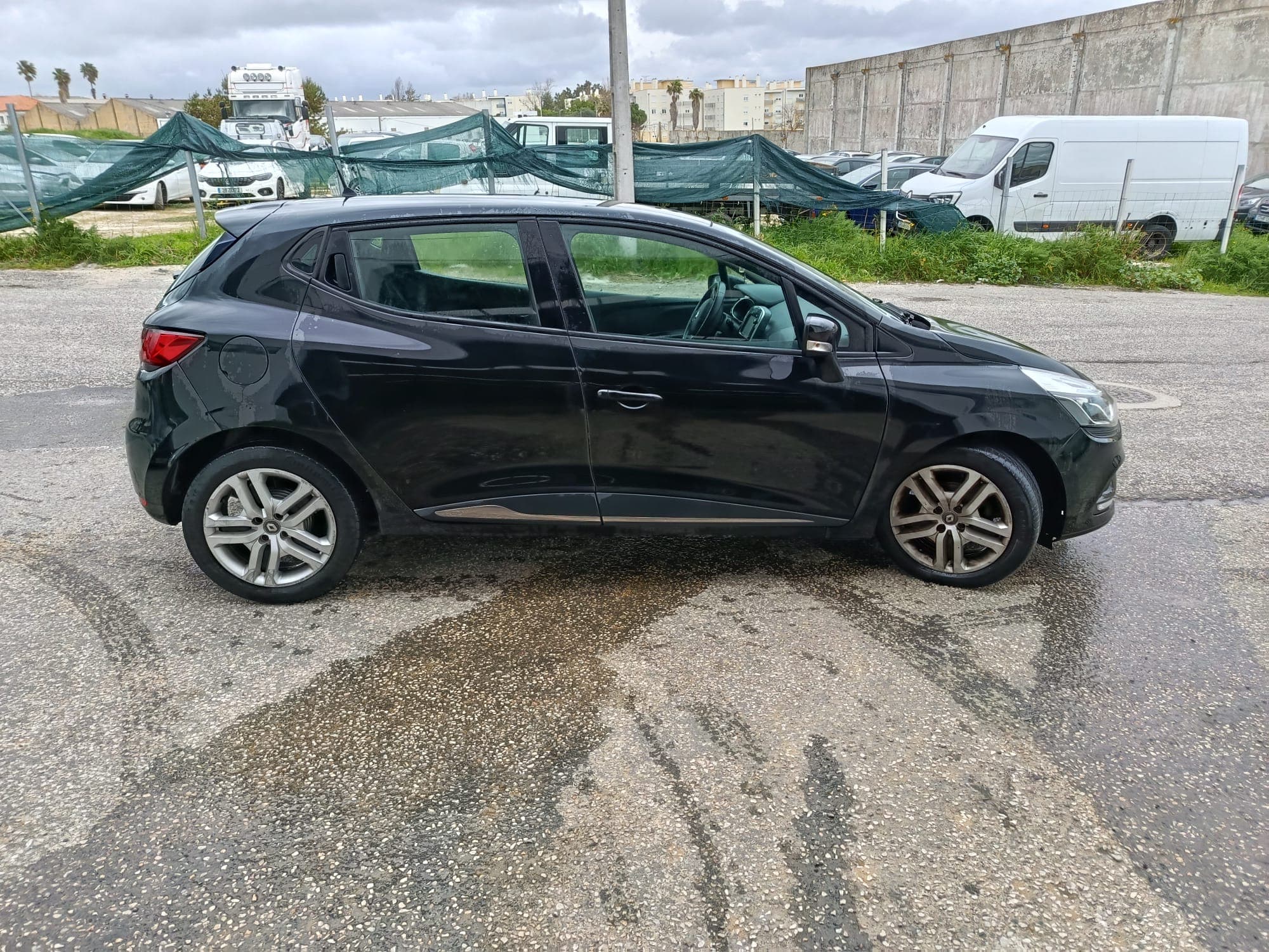 Renault Clio · Ano 2018 — imagem 7