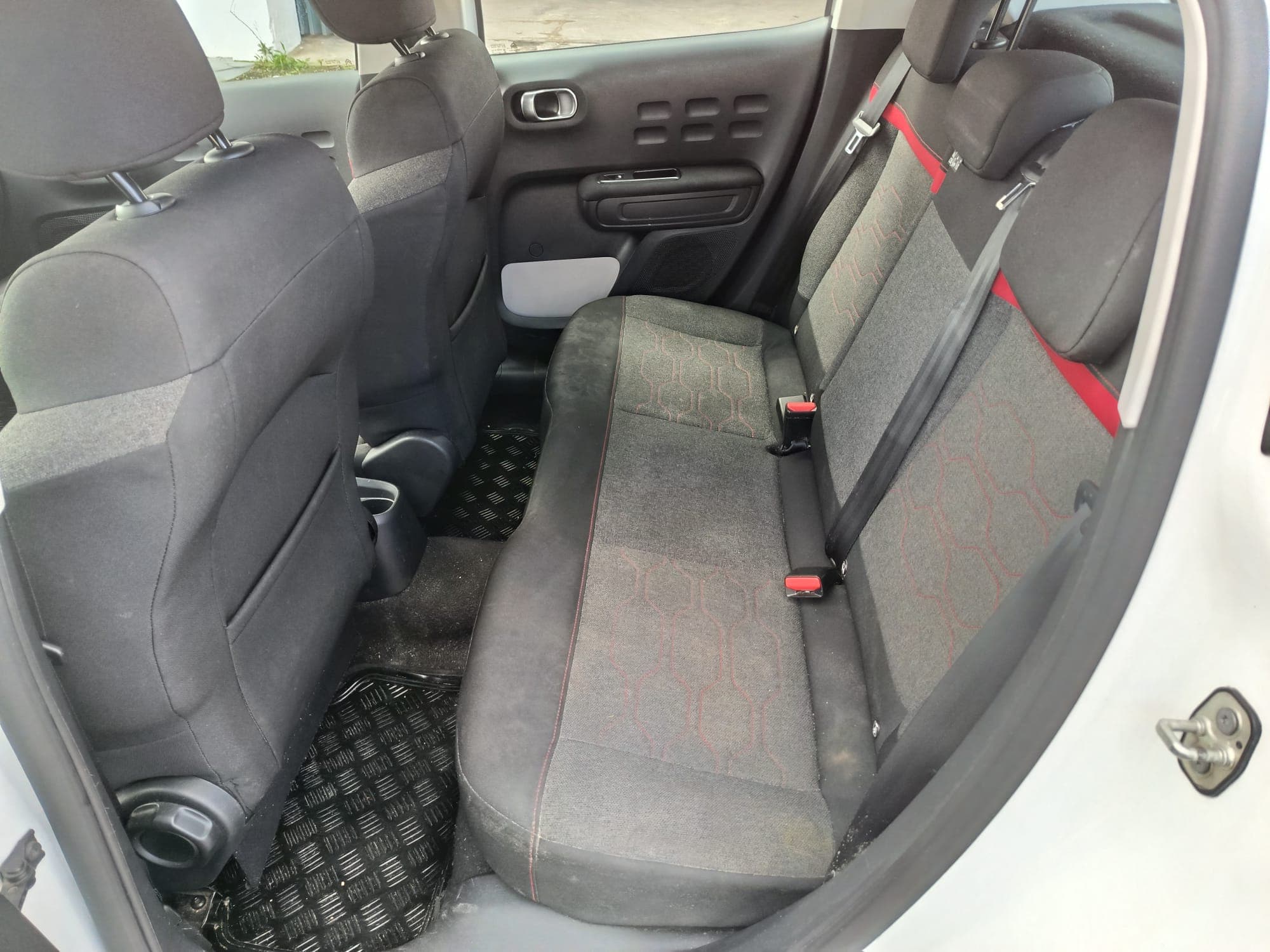 Citroën C3 · Ano 2018 — imagem 12