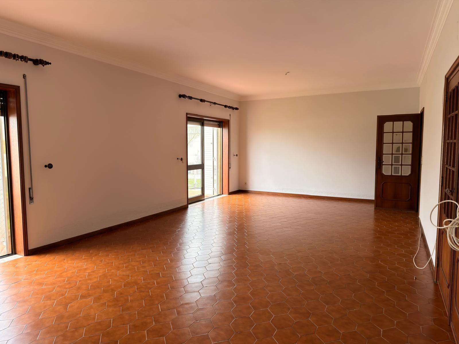 Moradia V9 com 2 entradas independentes · São Félix da Marinha, Vila Nova de Gaia — image 8