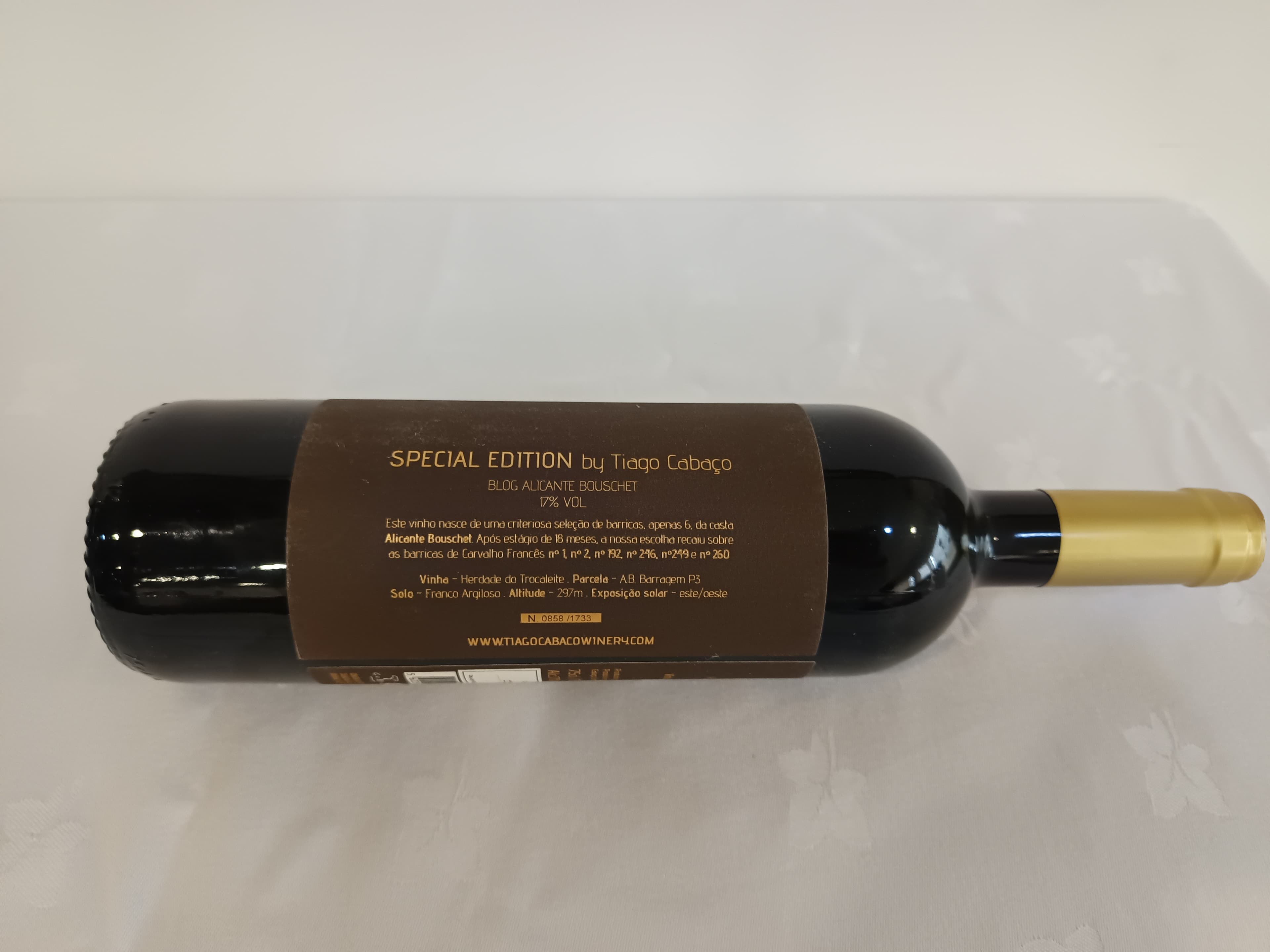 Garrafa de vinho tinto blog Alicante Bouschet 2018 — imagem 4