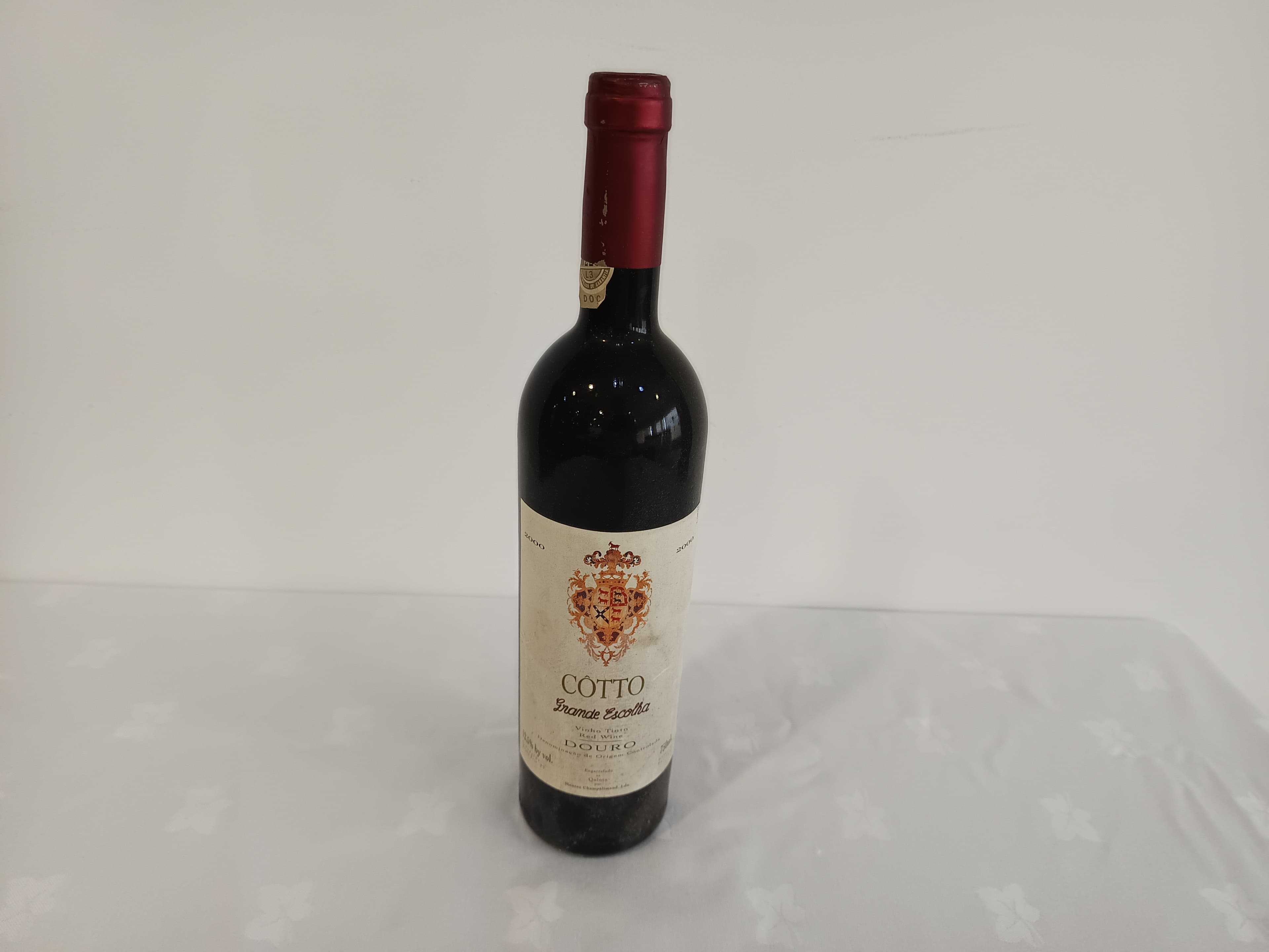 Garrafa de vinho Côtto Grande Escolha Douro 2000