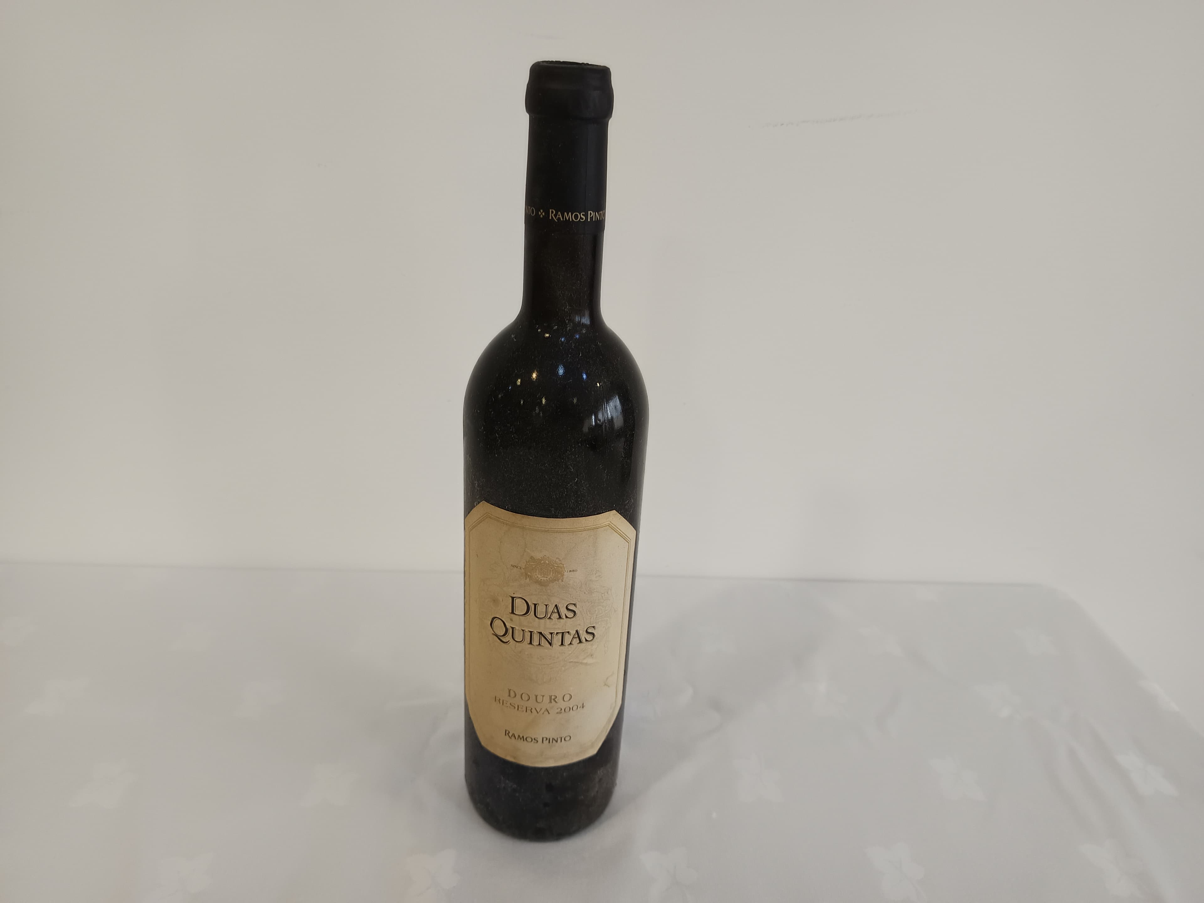 Garrafa de vinho tinto Duas Quintas Douro Reserva 2004