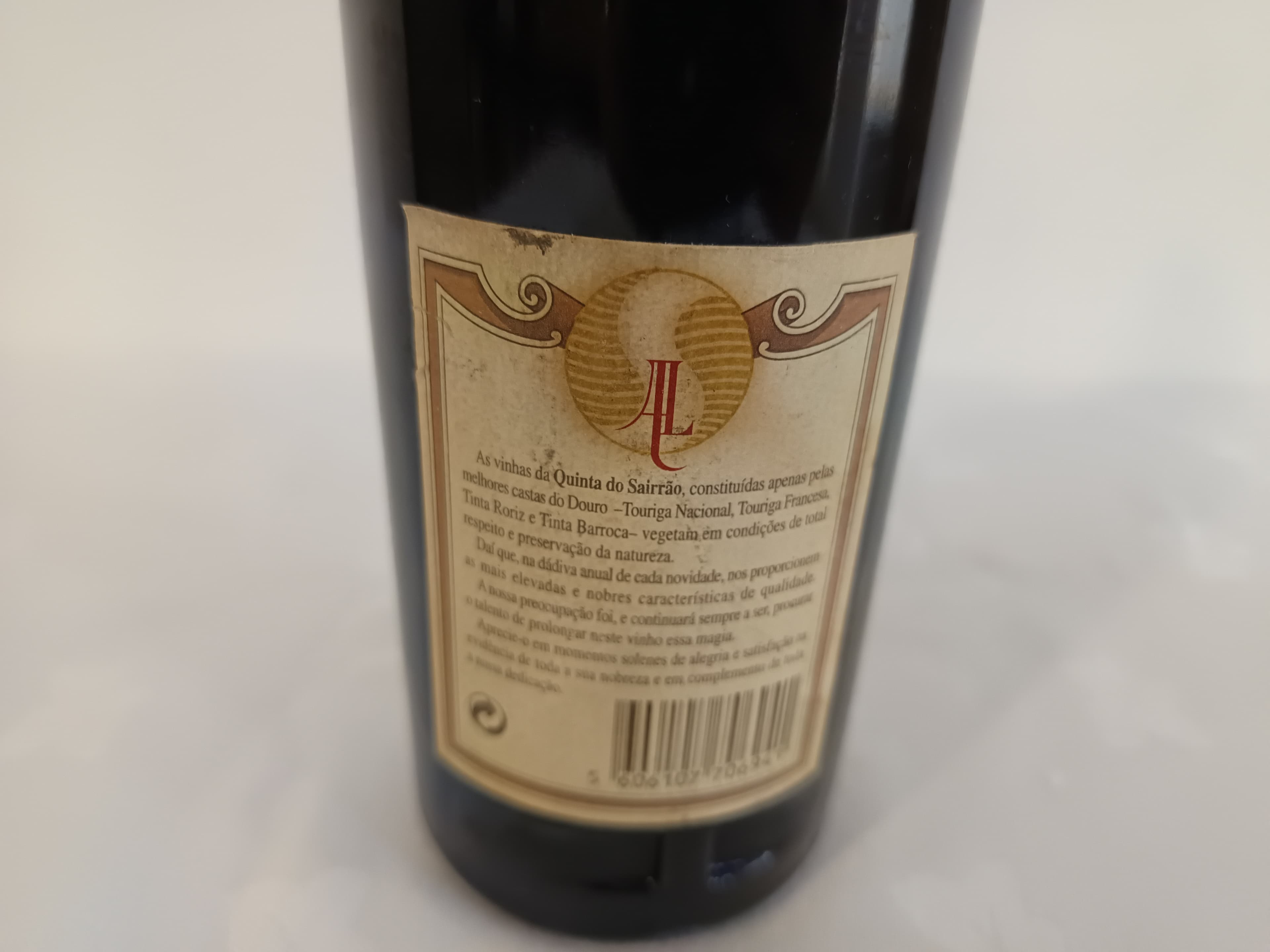 Garrafa de vinho Quinta do Sairrão Douro Reserva 1999 — imagem 4