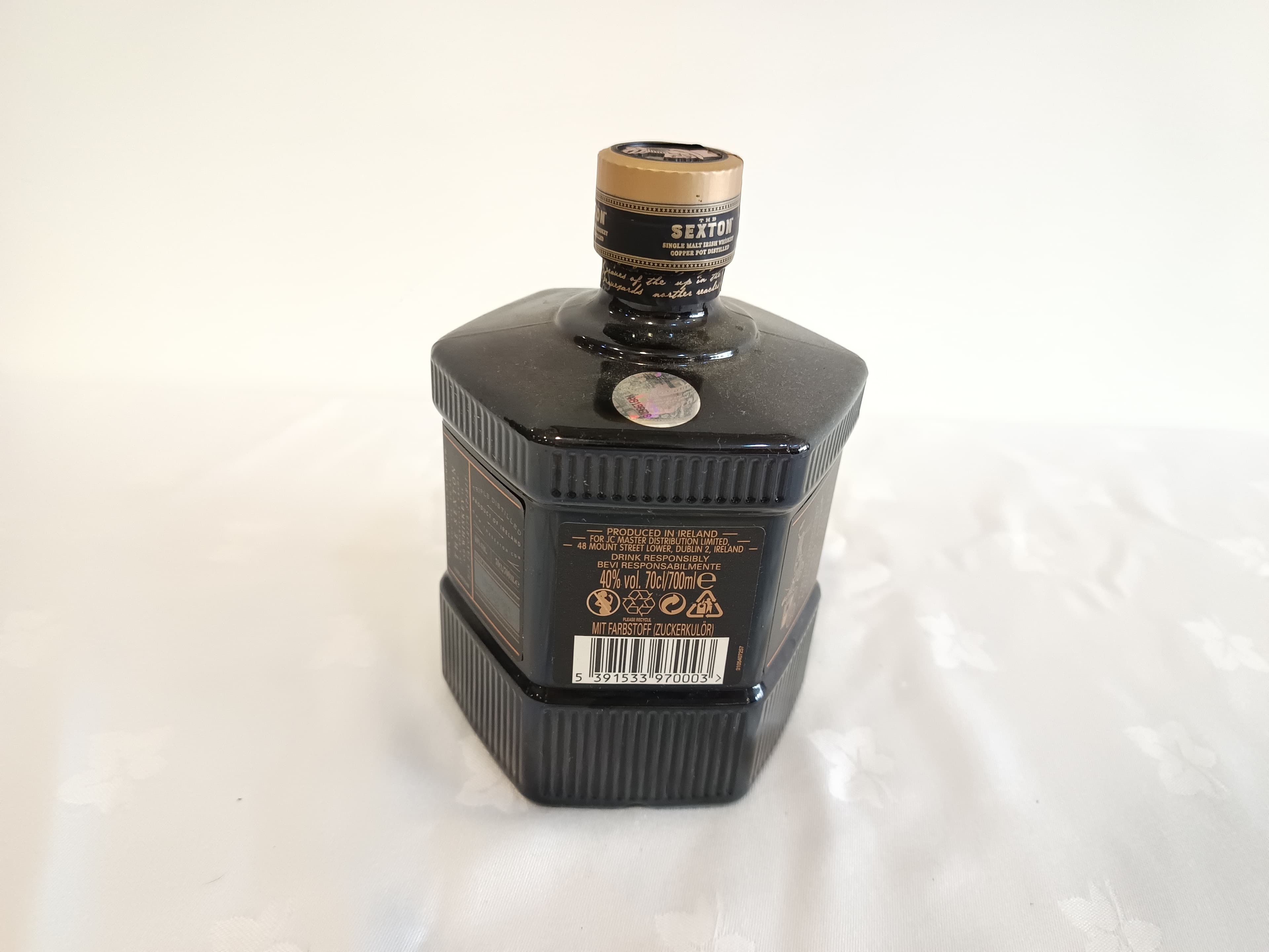 Garrafa de Whisky Sexton Single Malt — imagem 3