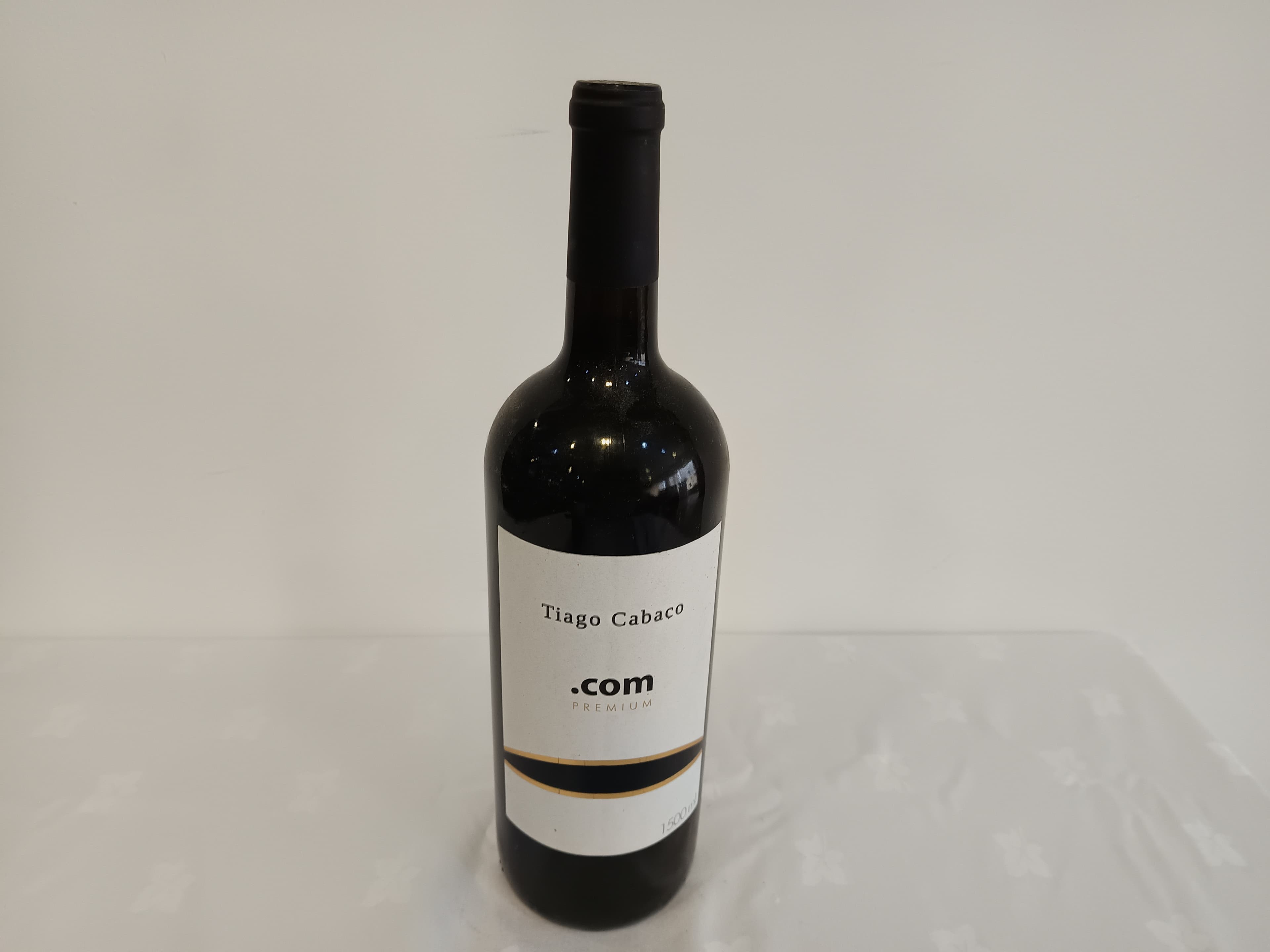 Garrafa de vinho tinto .com Preium Tiago Cabeço 2020 — imagem 1