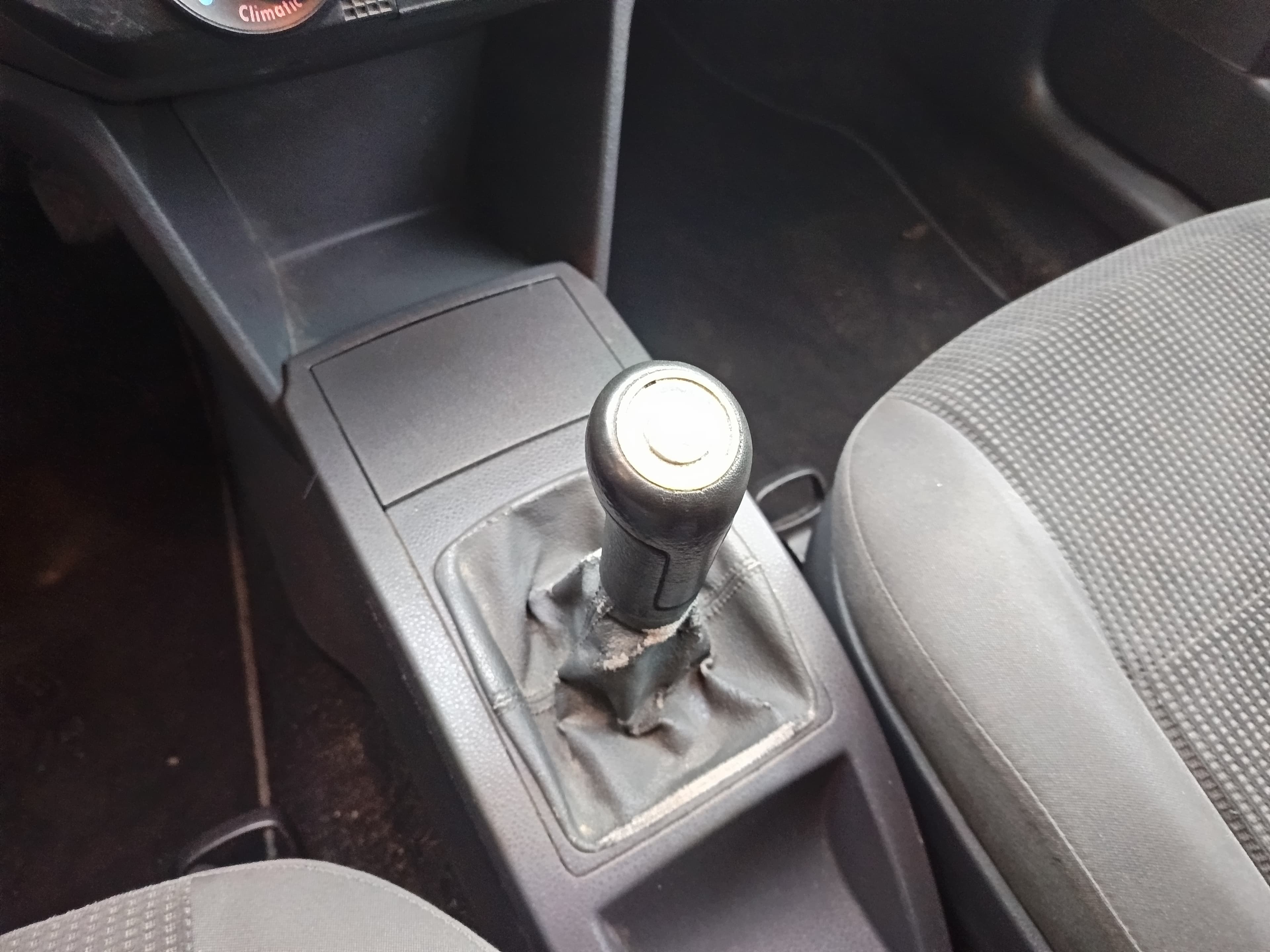 Volkswagen Polo · Ano 2008 — imagen 40
