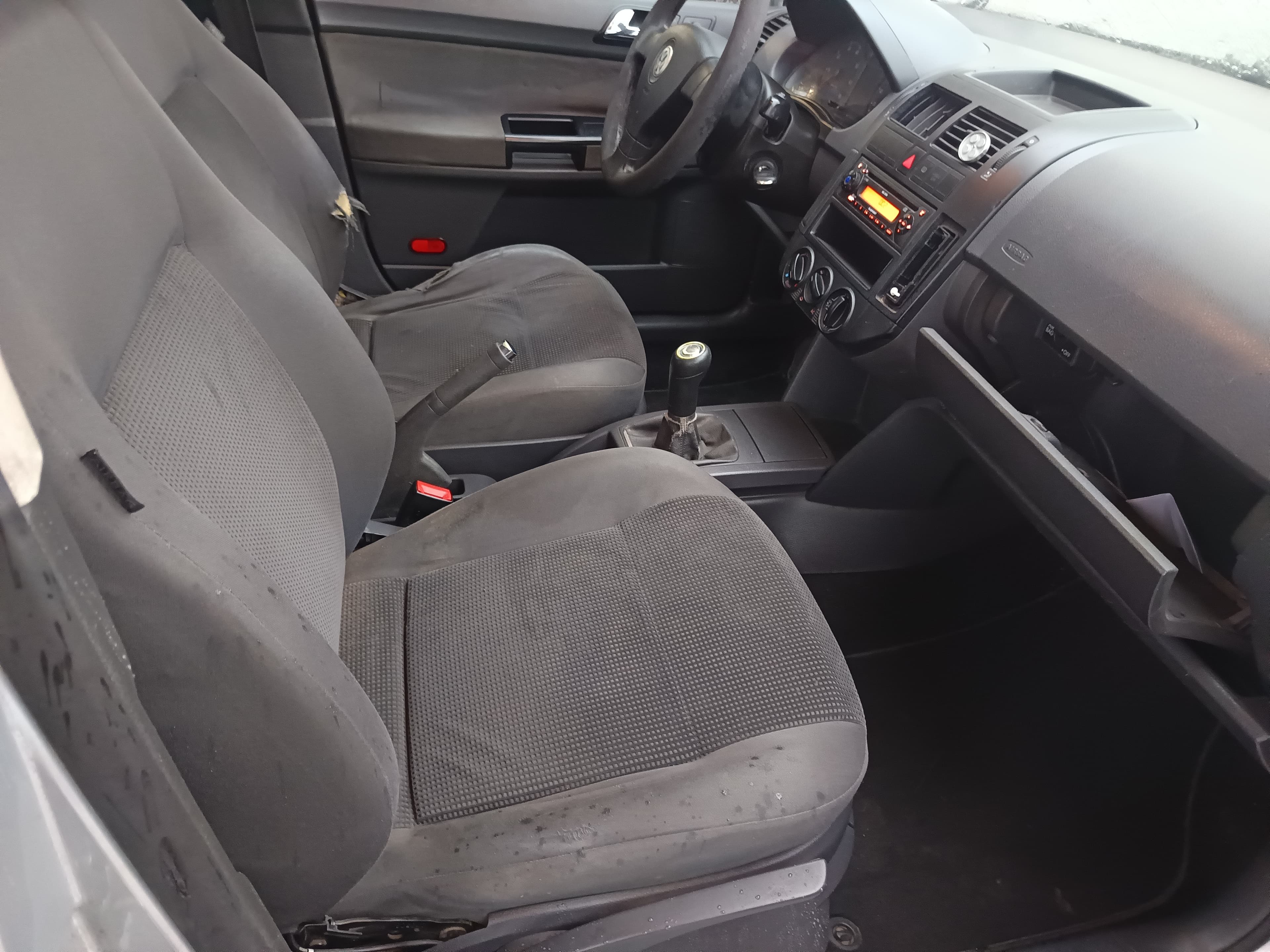 Volkswagen Polo · Ano 2008 — imagen 31