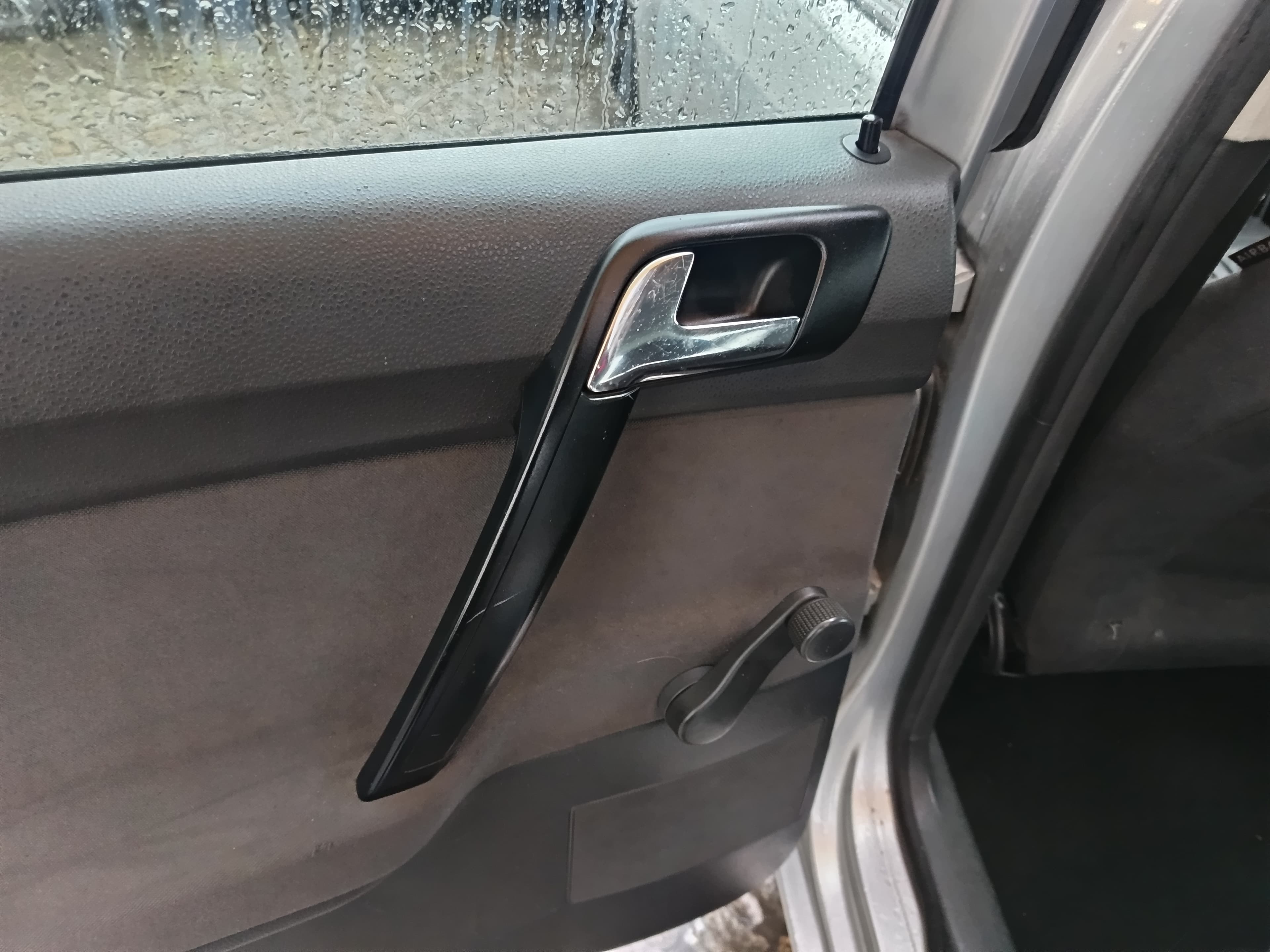 Volkswagen Polo · Ano 2008 — imagen 24