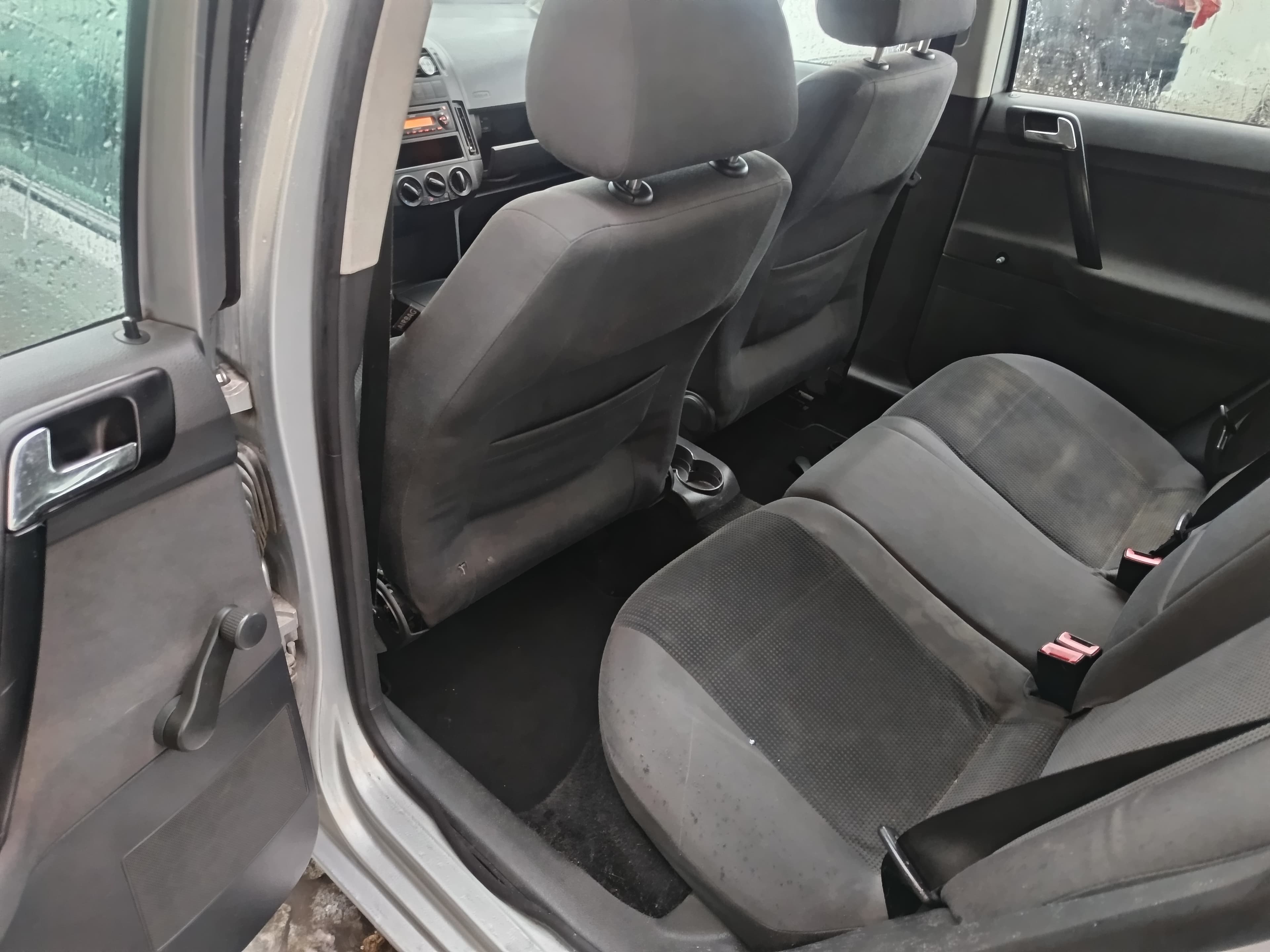 Volkswagen Polo · Ano 2008 — imagen 23