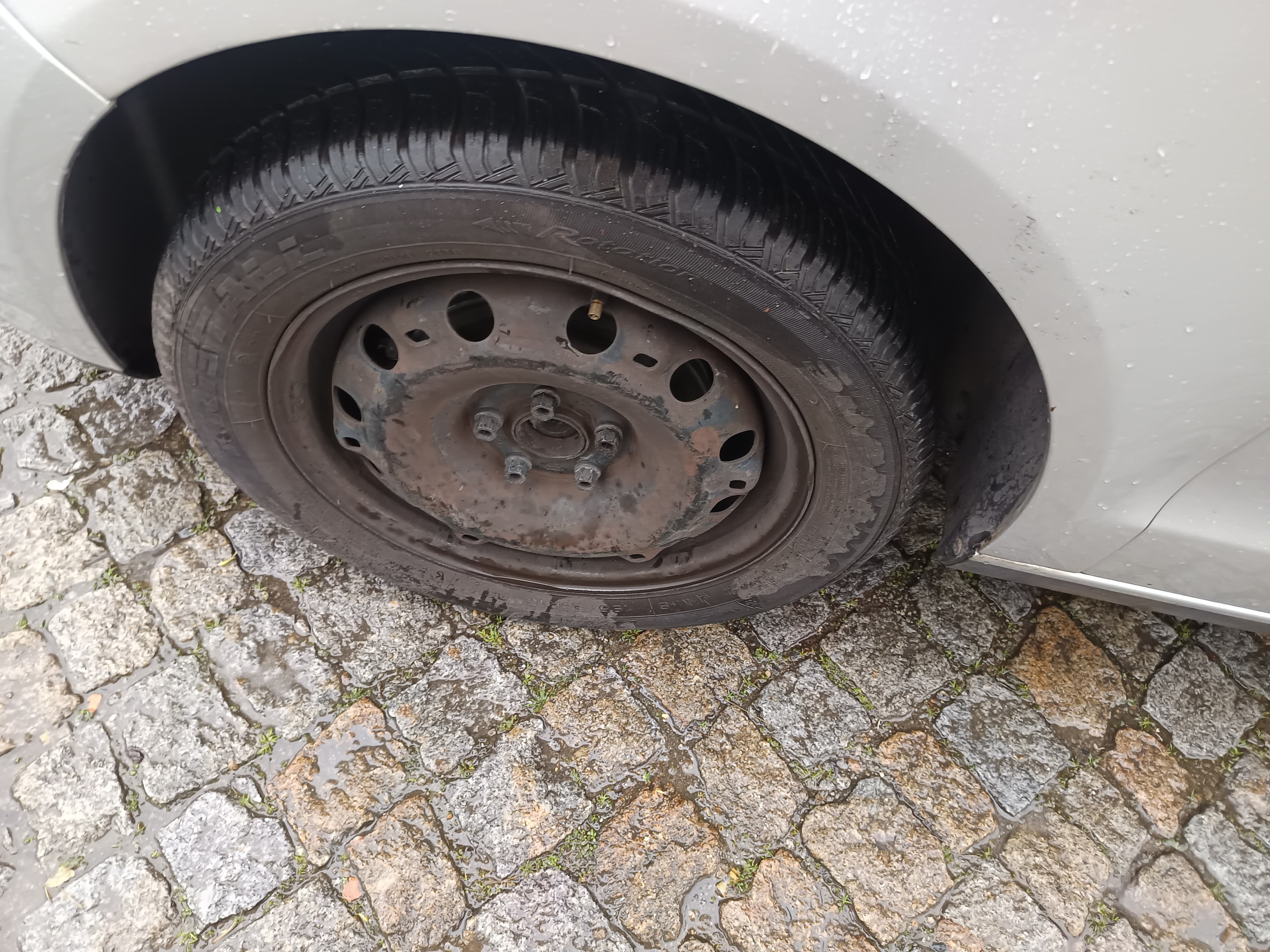 Volkswagen Polo · Ano 2008 — imagen 10