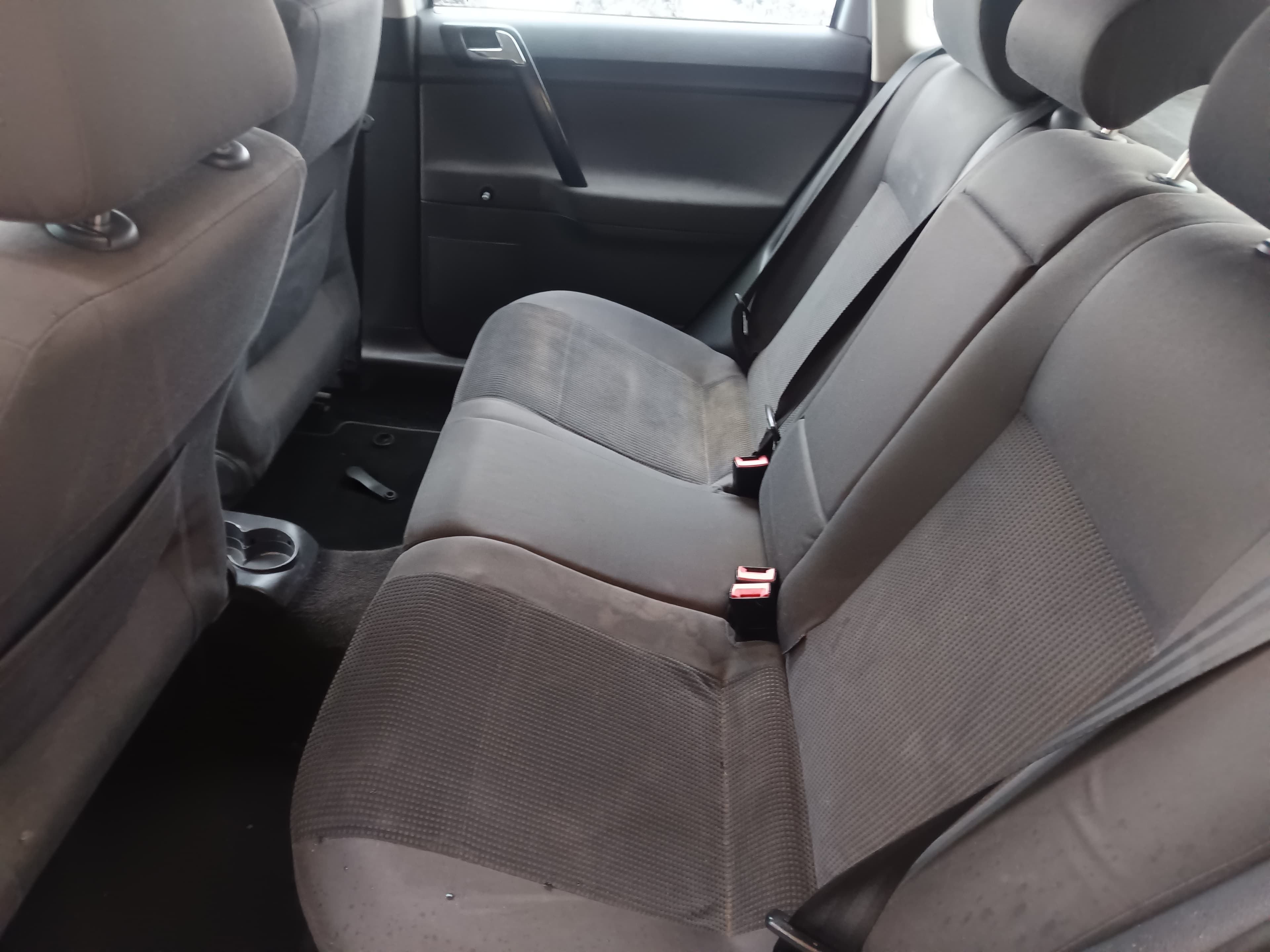 Volkswagen Polo · Ano 2008 — imagen 25
