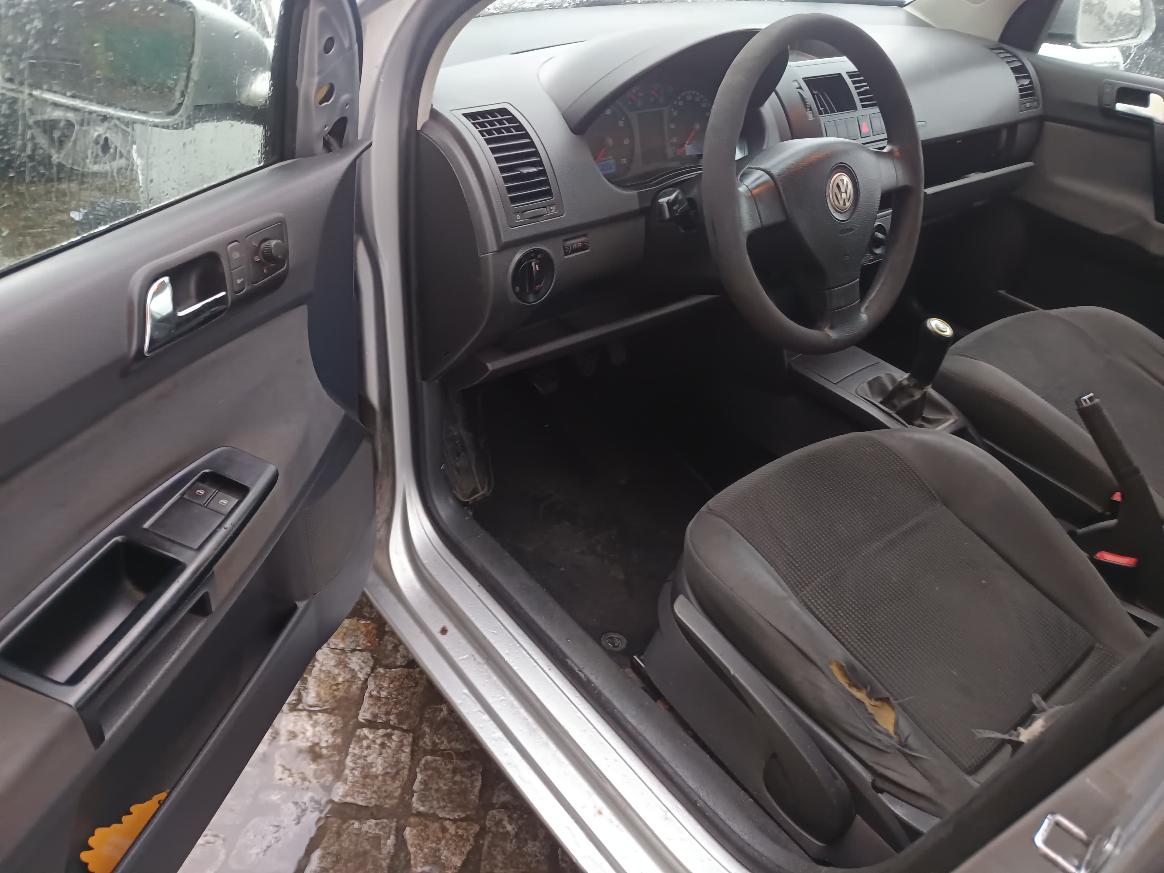 Volkswagen Polo · Ano 2008 — imagen 32